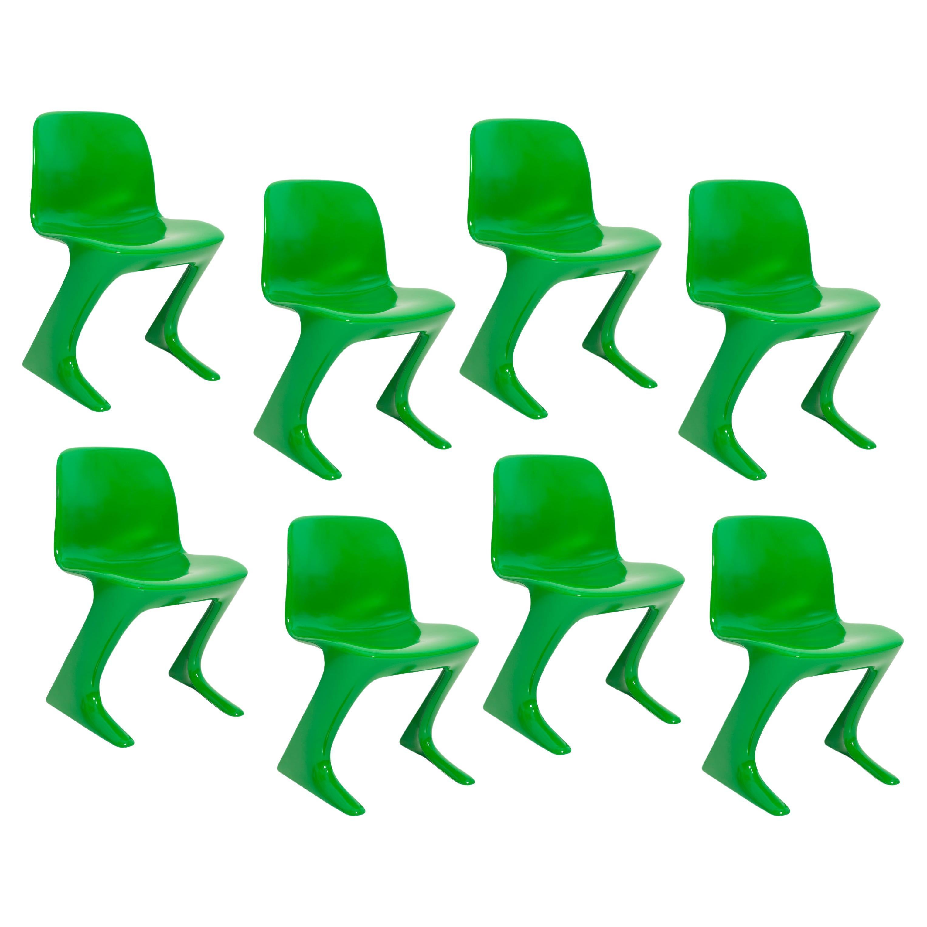 Ensemble de huit chaises Kangourou vertes conçues par Ernst Moeckl, Allemagne, années 1960
