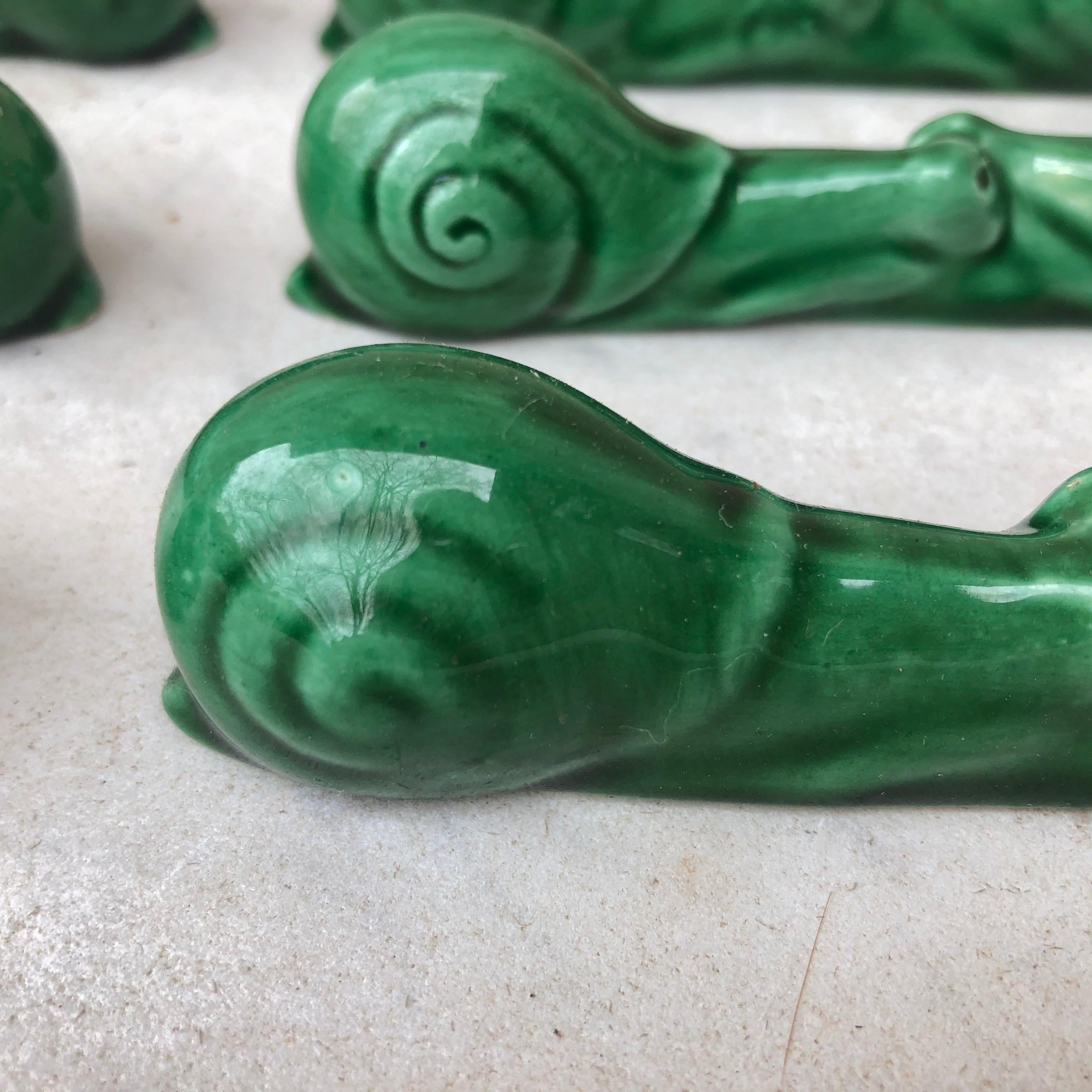 French Set of Eight Green Majolica Snails Knife Rests Vallauris, circa 1950 For Sale