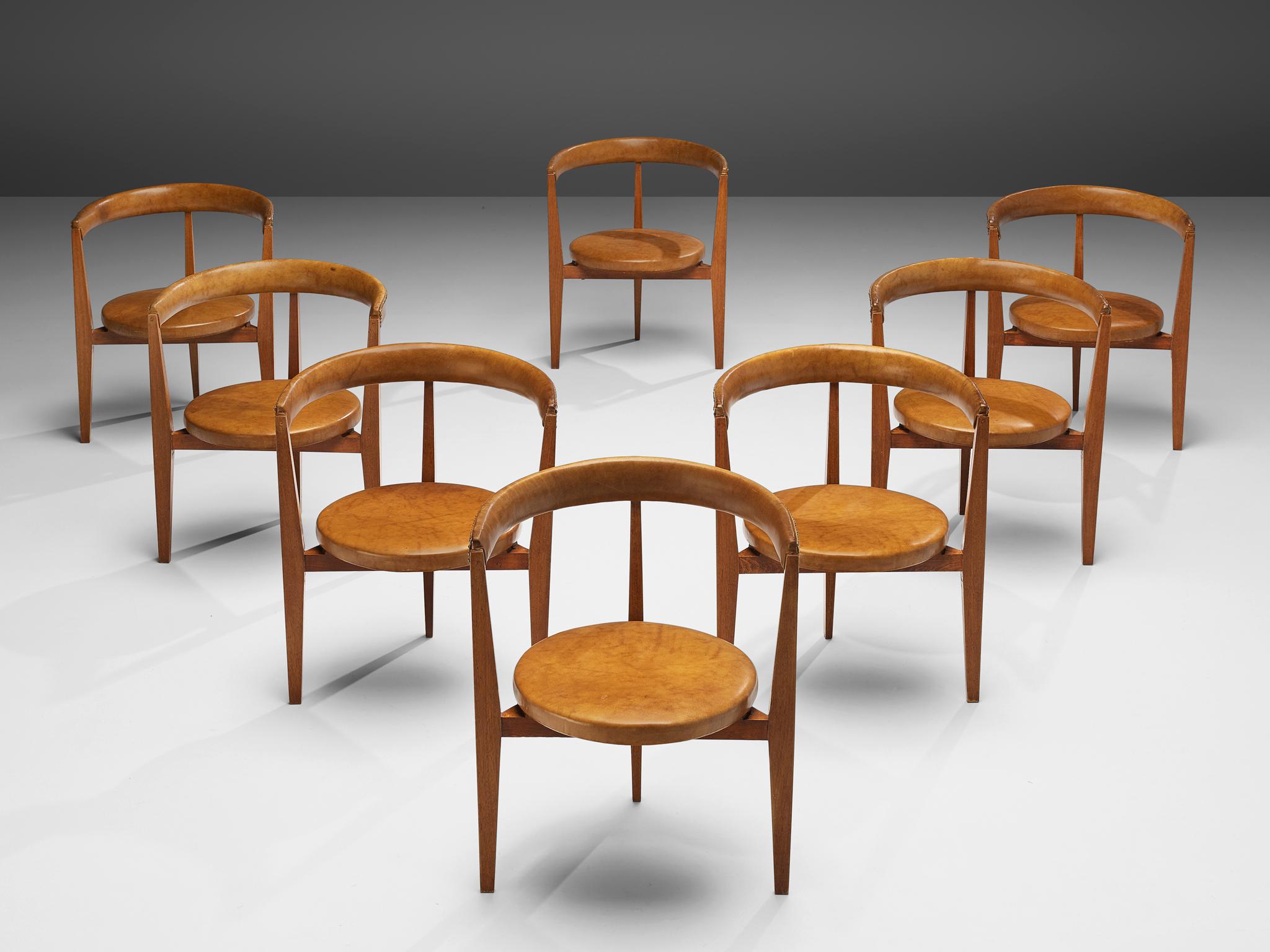 Guido Canali Set of Eight Rare Dining Chairs in Walnut and Cognac Leather 7