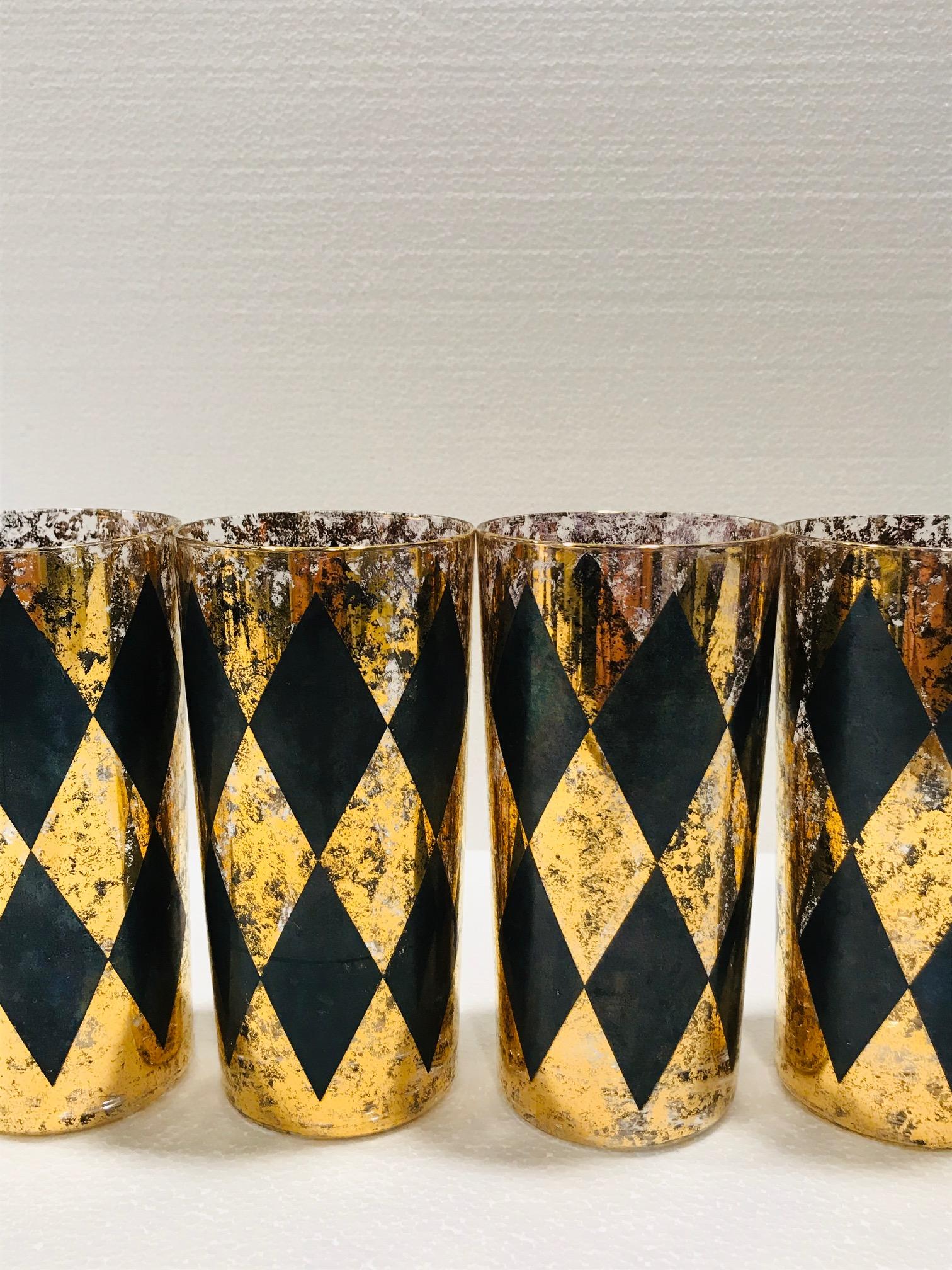 Set of Eight Hollywood Regency Barware Glasses in Gold and Black, 1960s 2