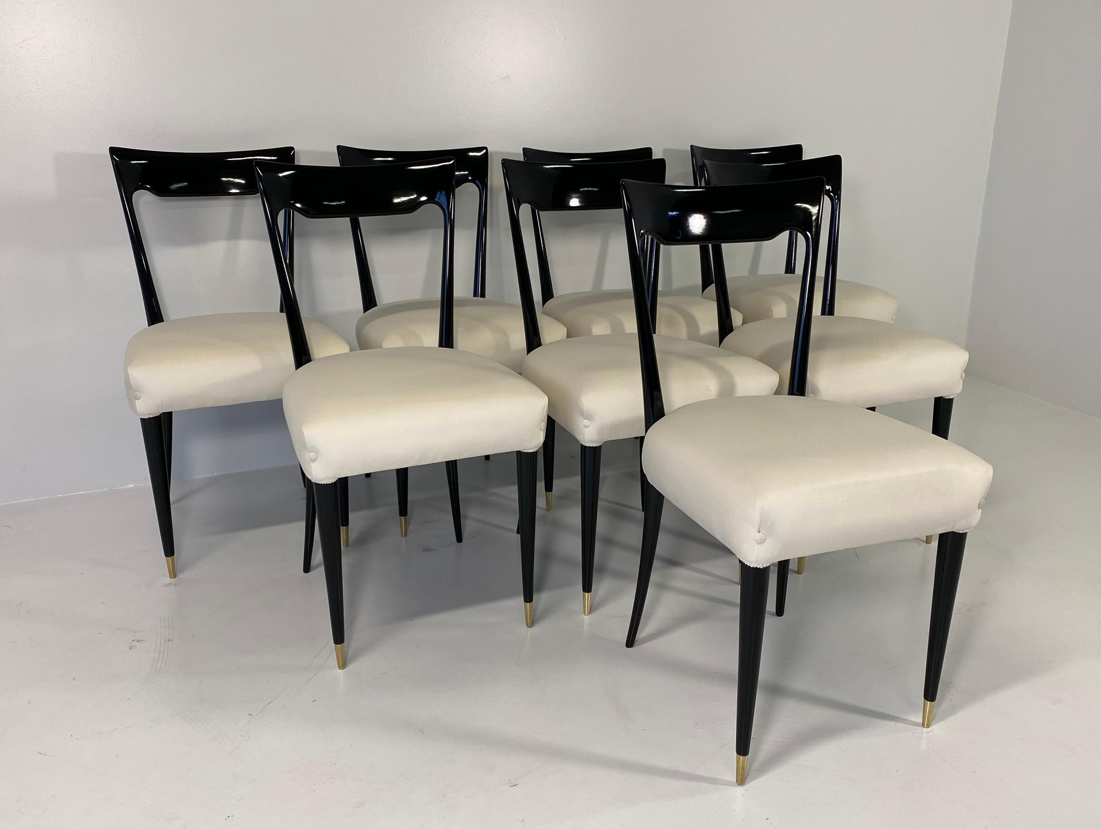Mid-Century Modern Set of Eight Italian Black and Ivory Dining Chairs, 1950s