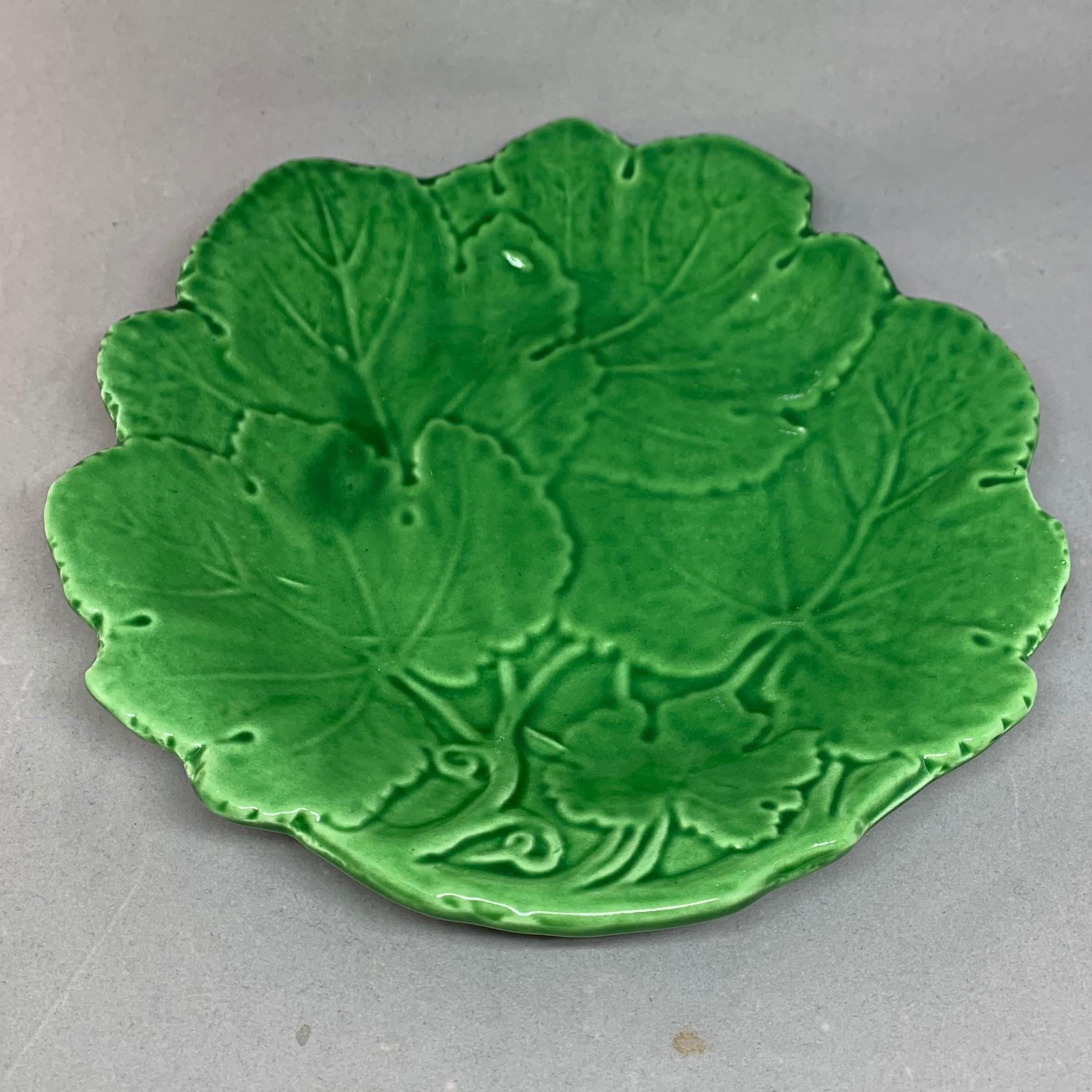 20th Century Set of Eight Italian Green Leaf Plates