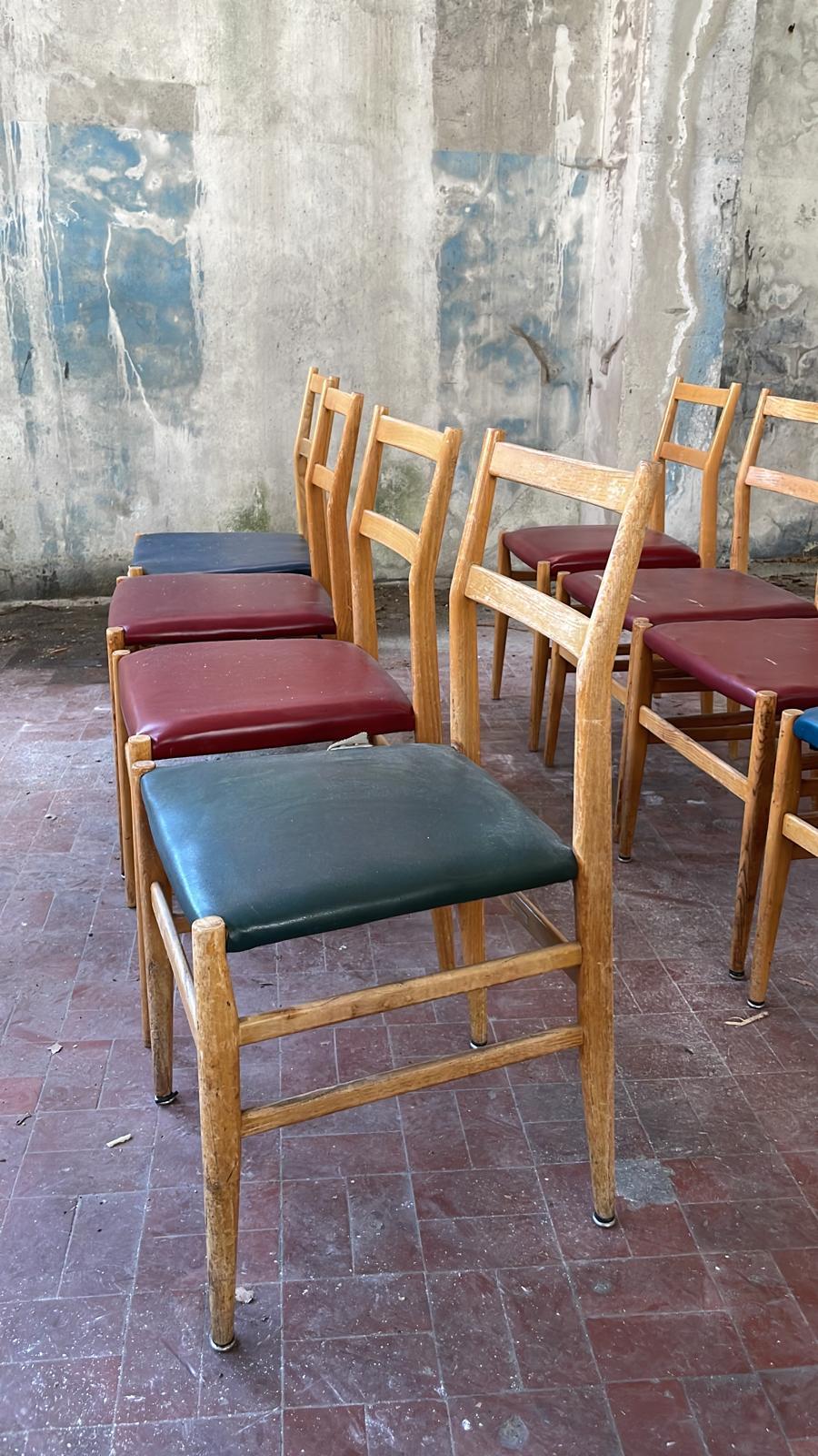 Late 20th Century Set of Eight Italian Midcentury Leggera Dining Chairs by Gio Ponti for Cassina For Sale
