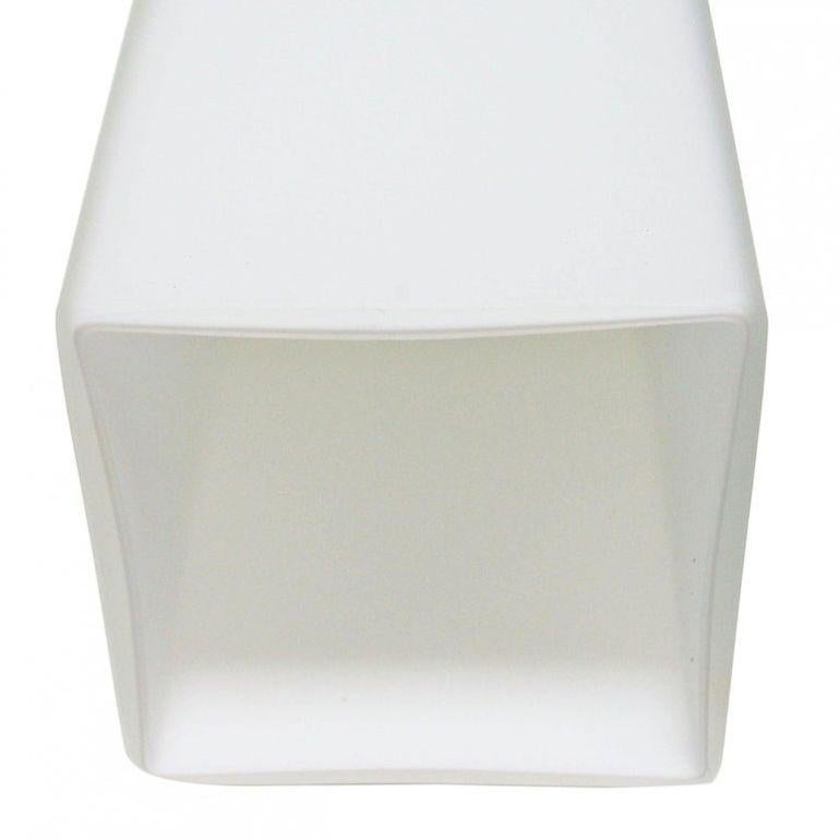 Fine XX secolo Set di otto lampade moderne italiane con vetro di Murano bianco e ottone, anni '90 in vendita