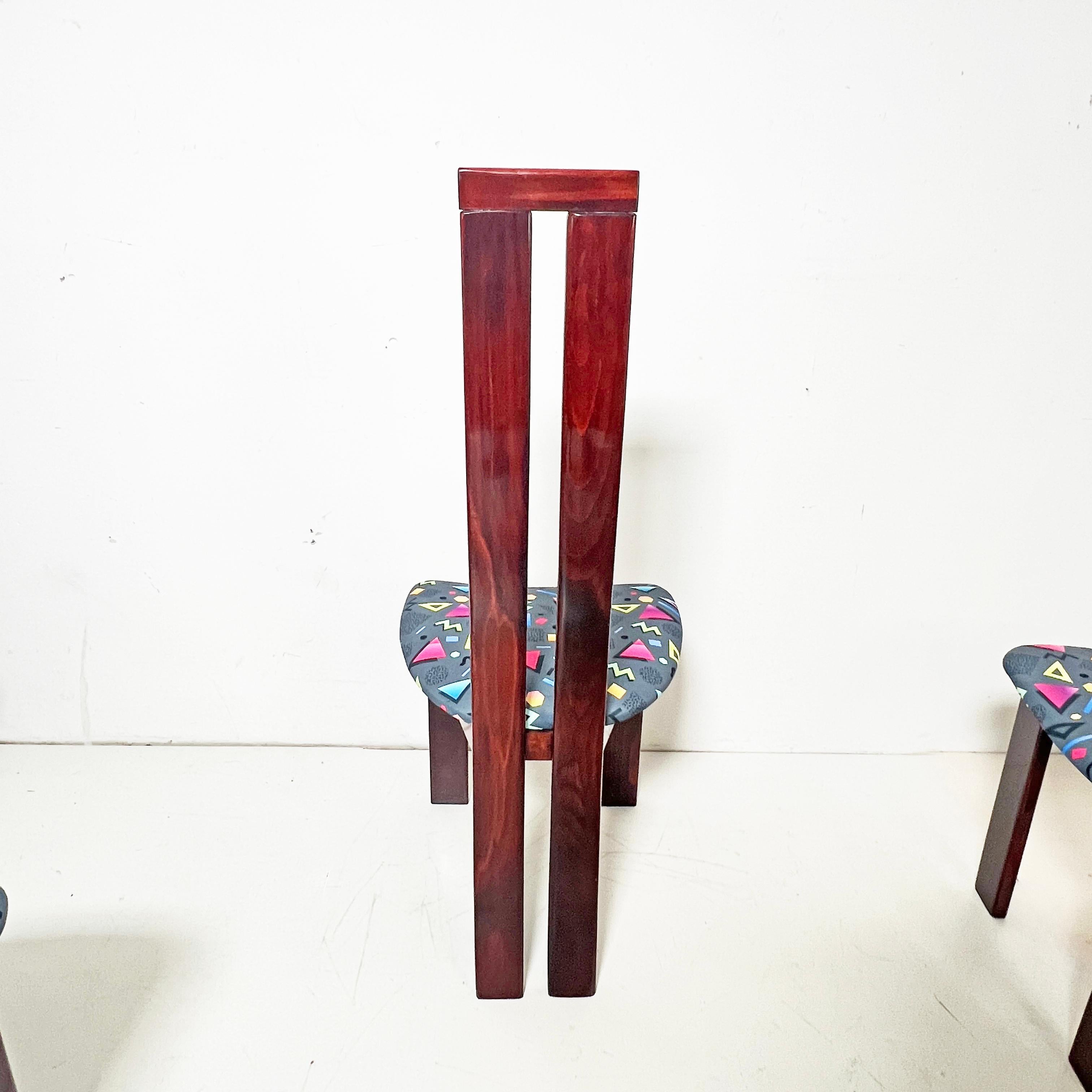 Set of Eight Italian Postmodern Dining Chairs by Pietro Costantini for Ello im Zustand „Gut“ im Angebot in Peabody, MA