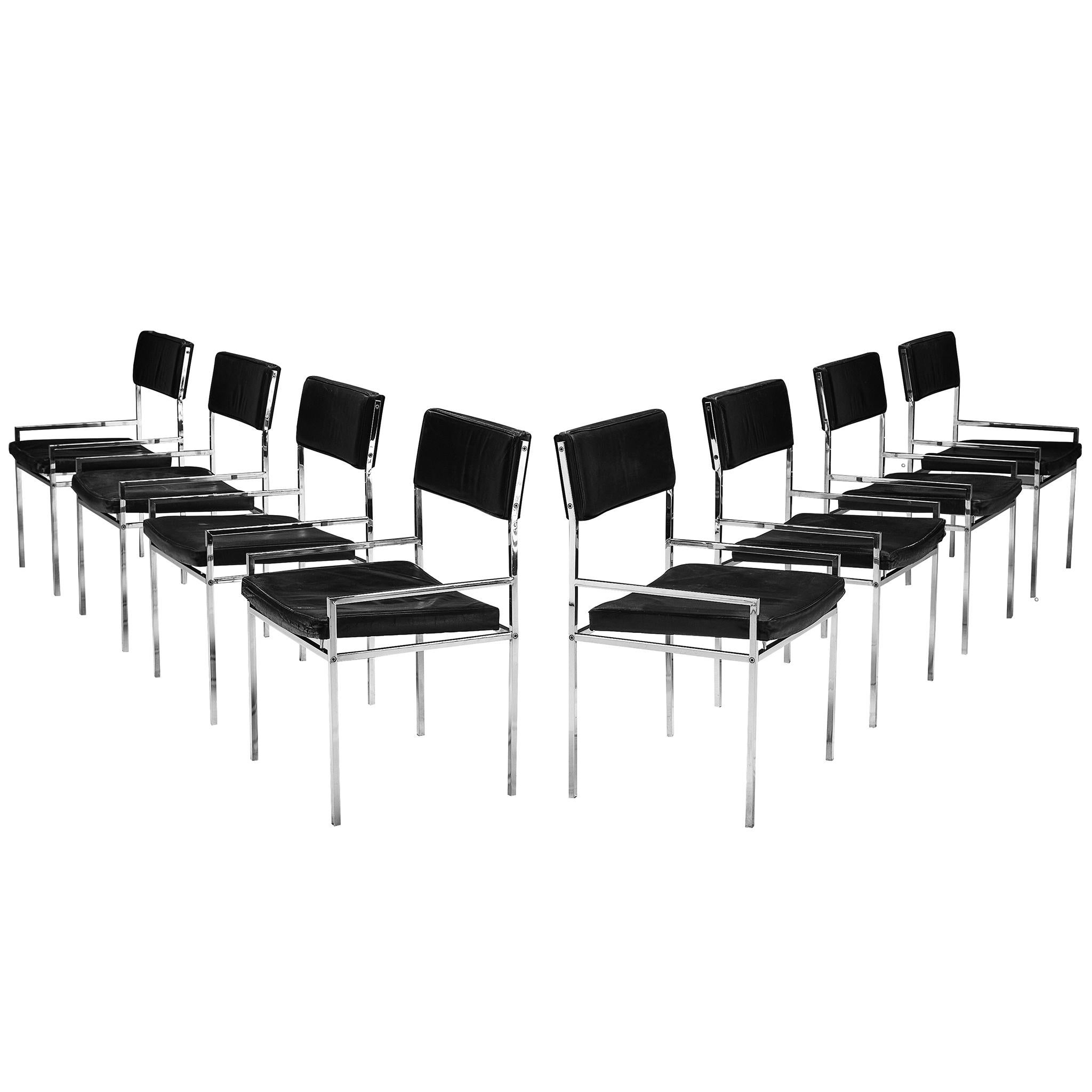 Ensemble de huit chaises de salle à manger italiennes postmodernes en chrome et cuir noir 