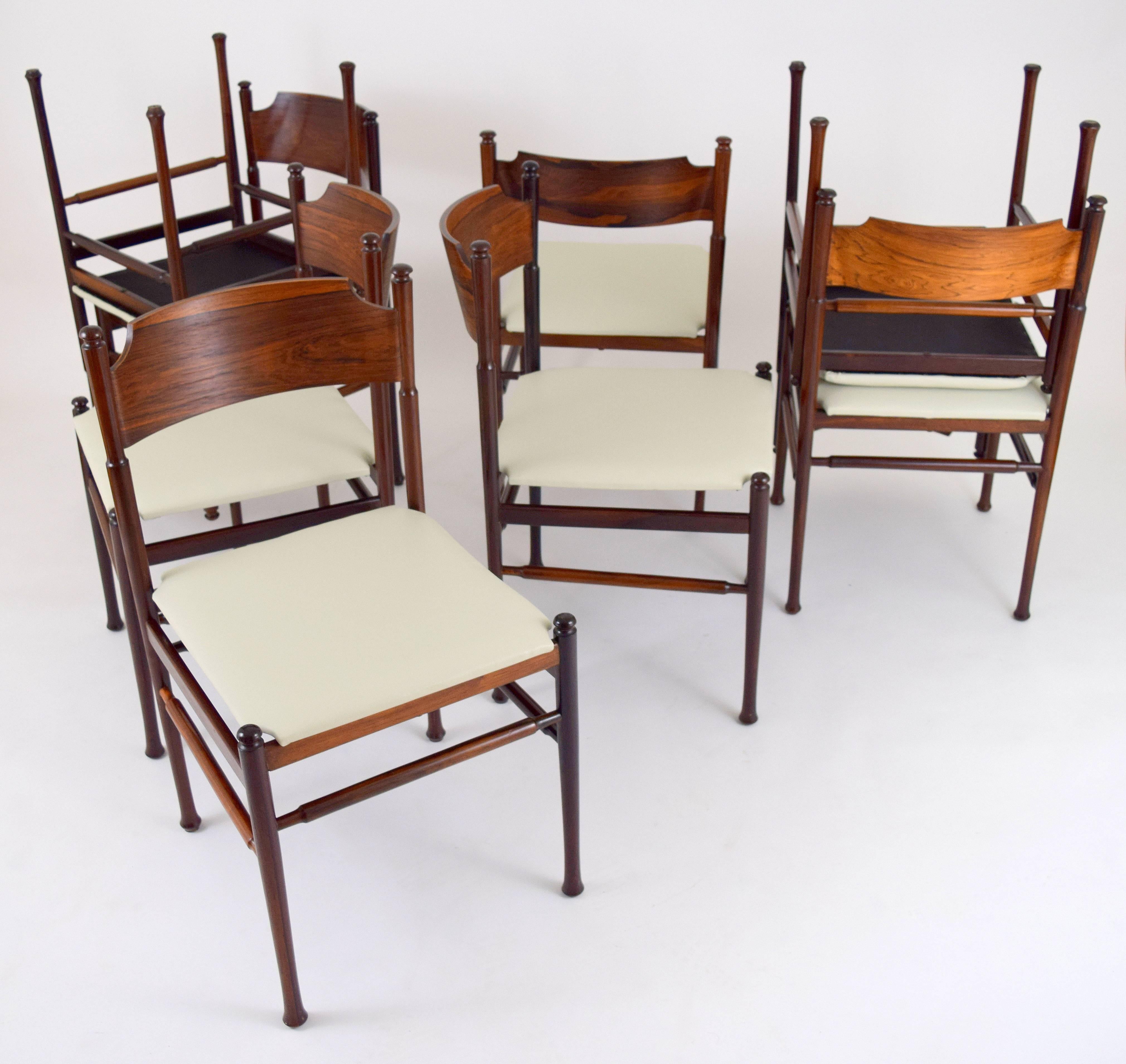 Set of Eight Italian Rosewood and Leather Chairs in the Style of Osvaldo Borsani 1