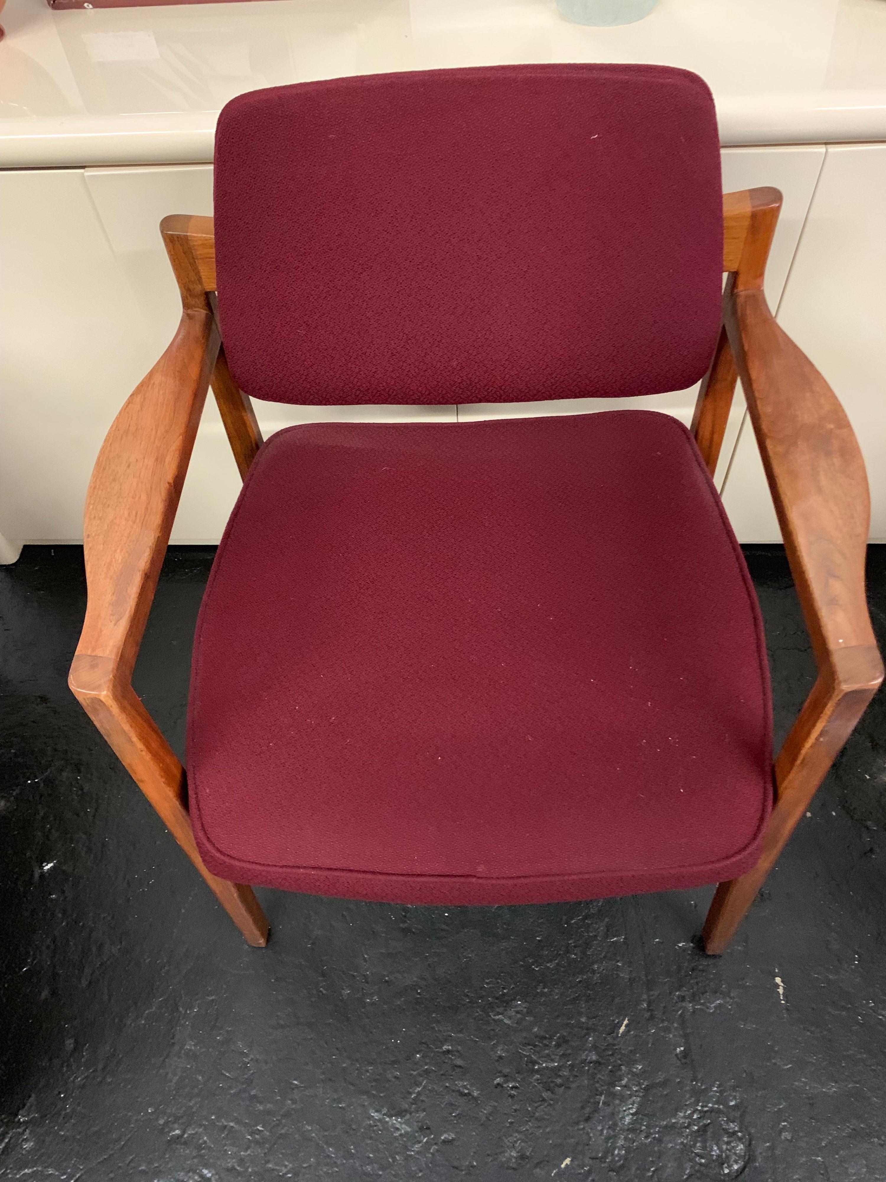 Mid-Century Modern Set of Eight Jens Risom for Avon Corporation Armchairs Chairs