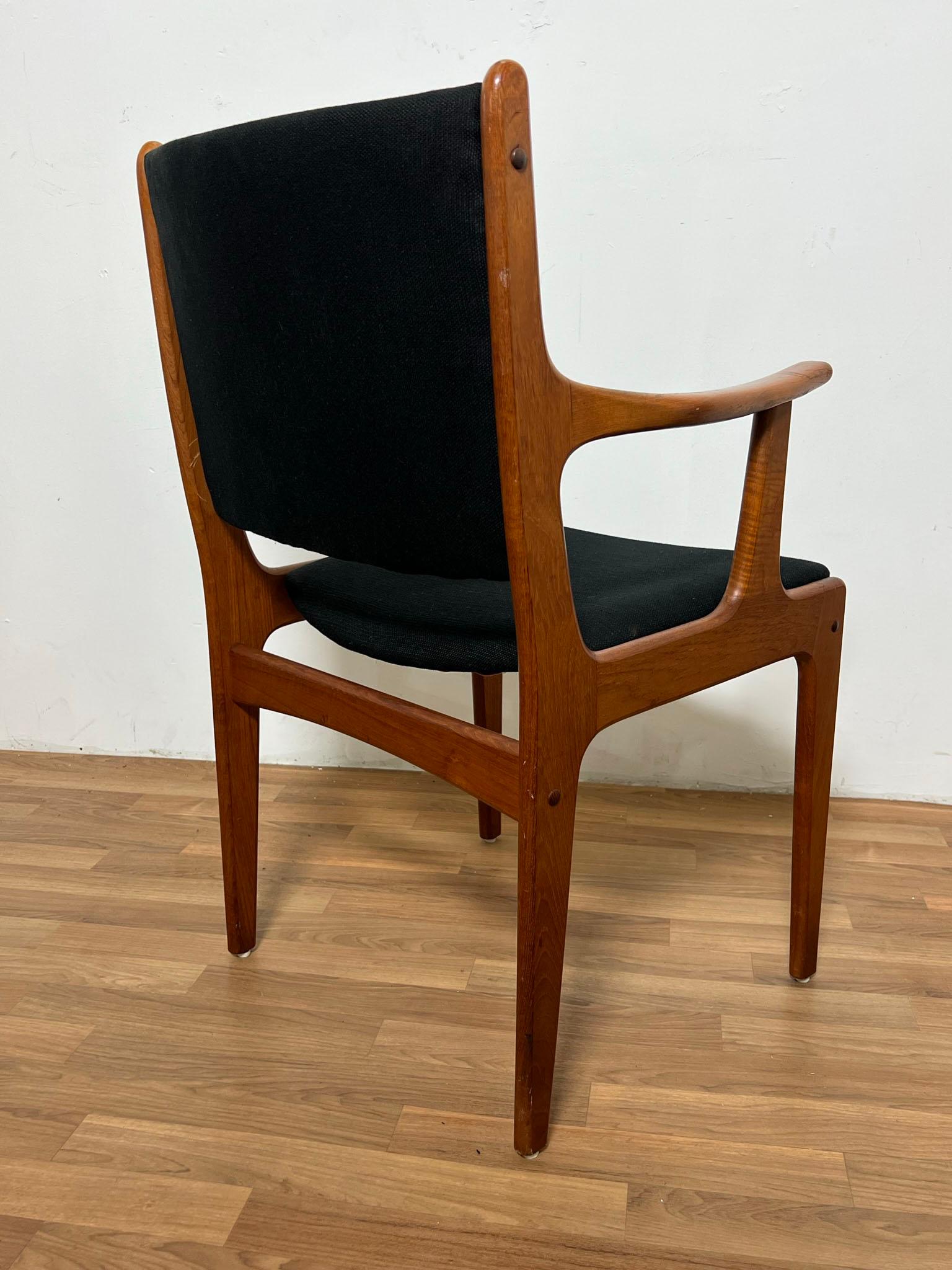 Set of Eight Johannes Andersen Danish Teak Dining Chairs Circa 1960s 5