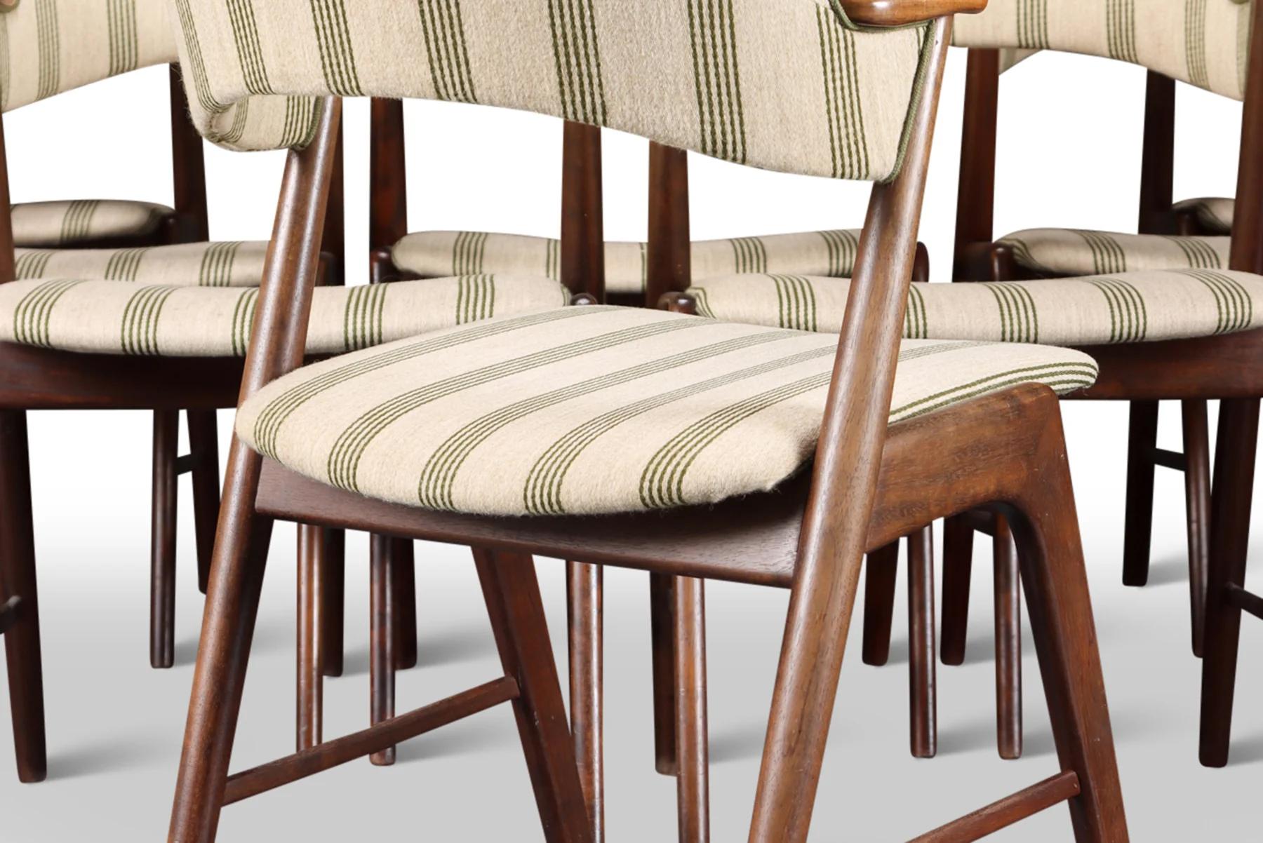 Origin: Denmark
Designer: Kai Kristiansen
Manufacturer: Korup Stolefabrik
Era: 1960s
Materials: Rosewood, Wool
Measurements: 21.5″ wide x 19″ deep x 29.5″ tall
Seat: 18