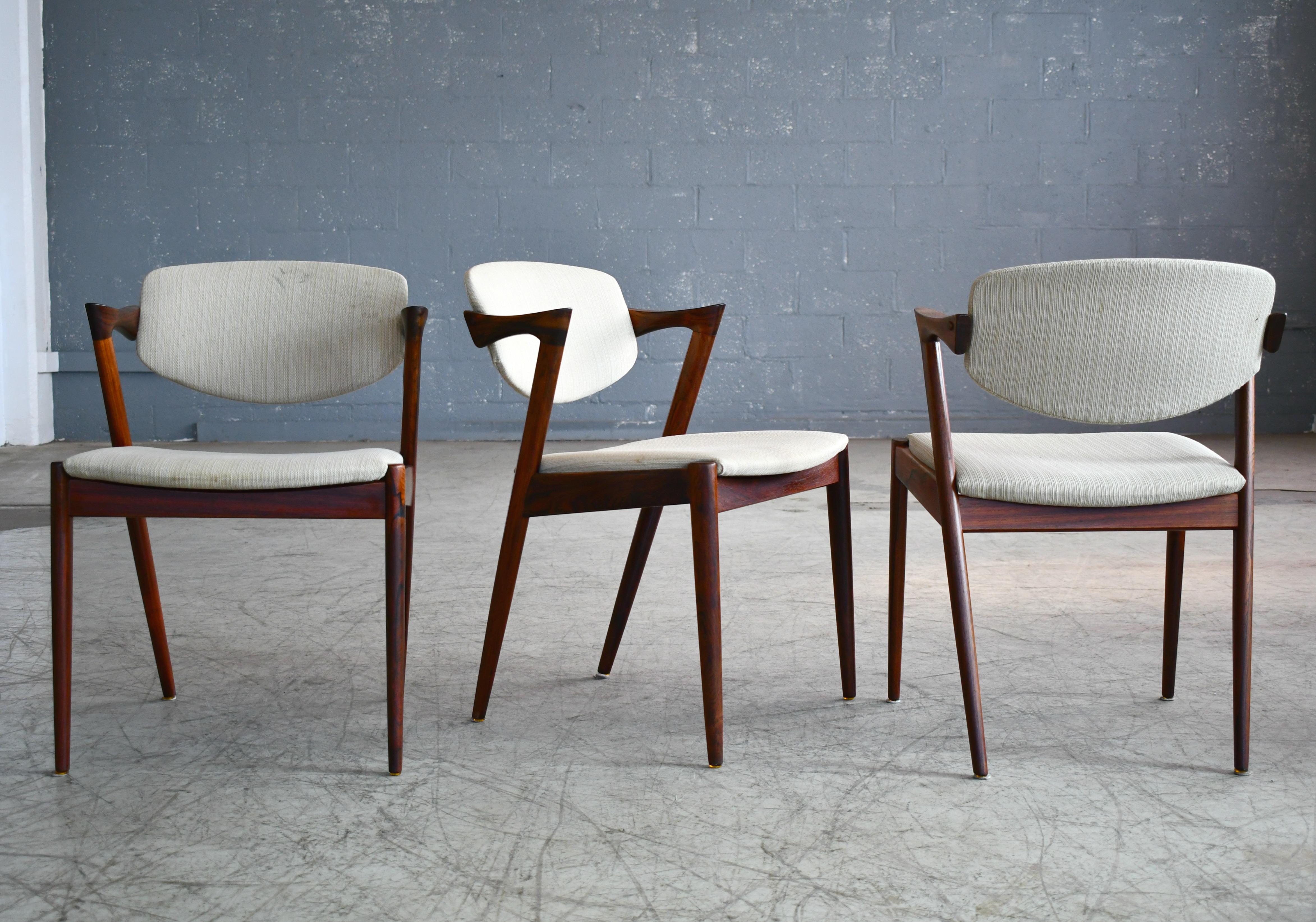 Mid-Century Modern Set of Eight Kai Kristiansen Model 42 Rosewood Dining Chairs Danish Midcentury