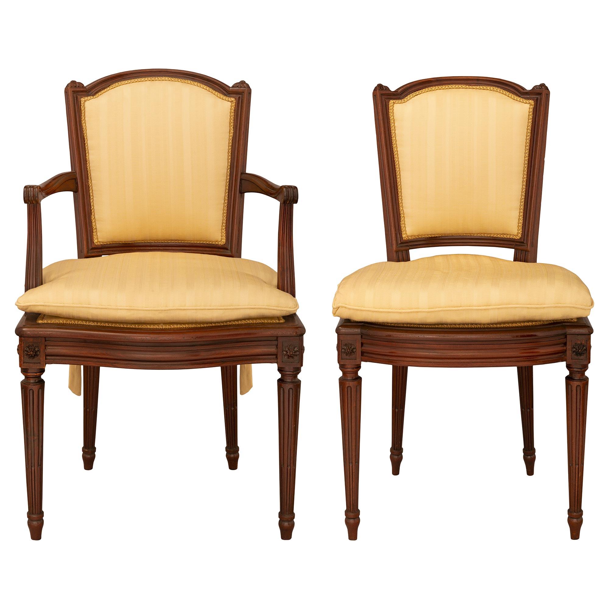 Set of Eight Late 19th Century Louis XVI Style Mahogany Dining Chairs For Sale 5
