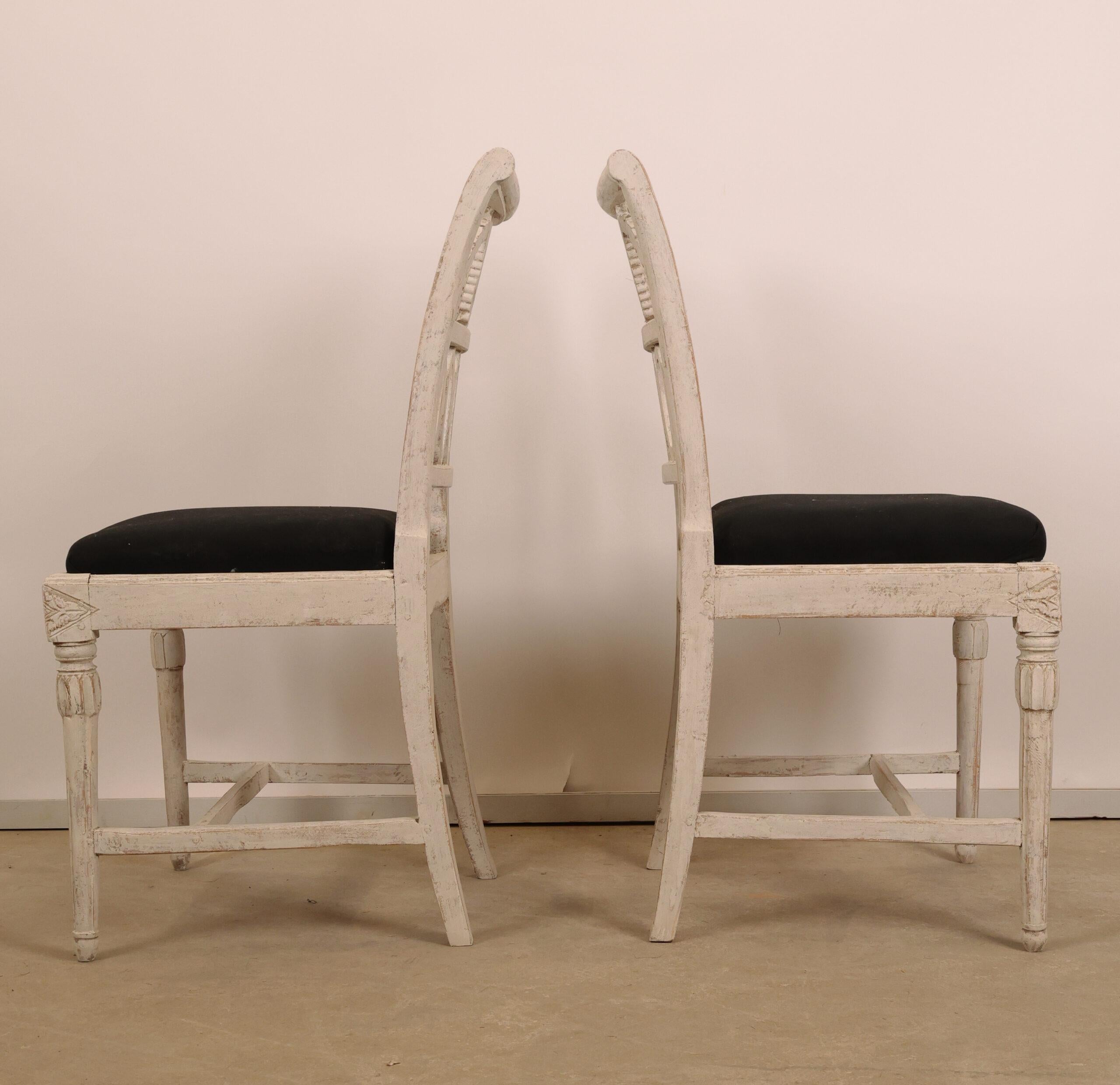 Set of Eight Late Gustavian Lindome Chairs In Good Condition In Ljungby, SE