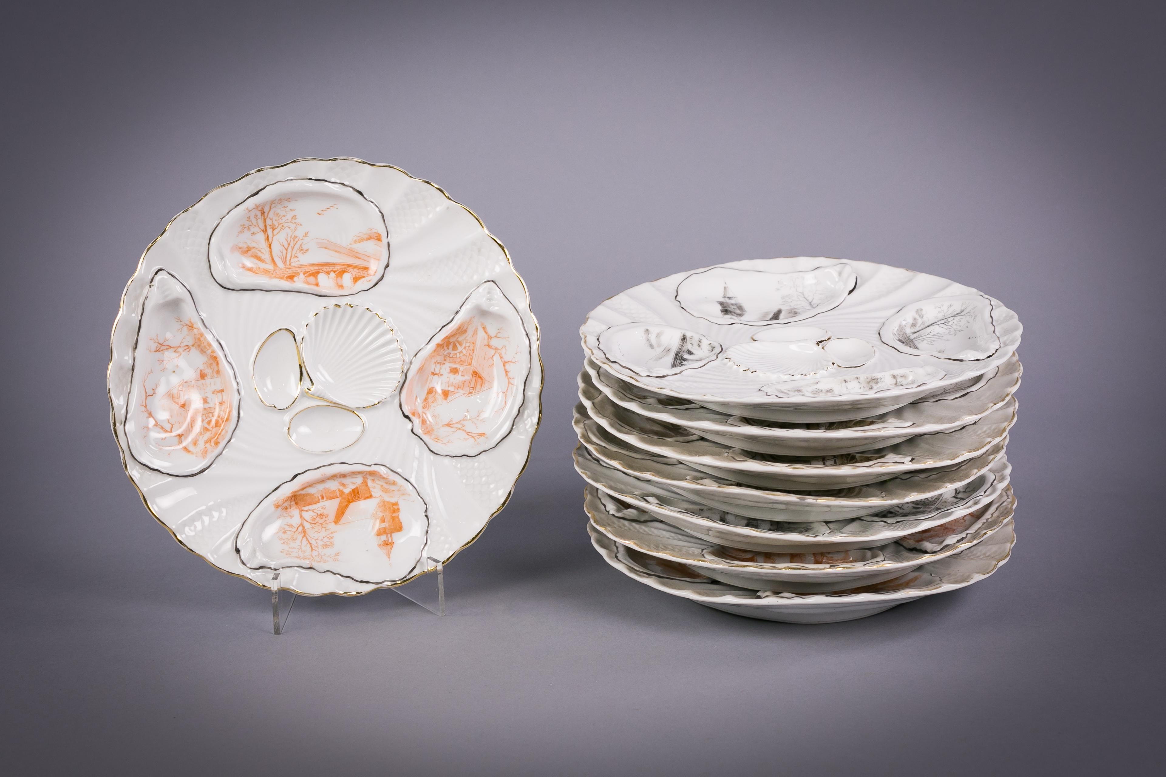 Ensemble de huit assiettes à huîtres de Limoges, datant d'environ 1900 Bon état - En vente à New York, NY
