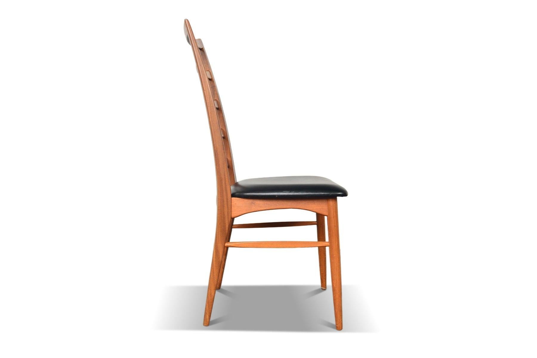 Set of Eight 'Lis' Highback Dining Chairs in Teak For Sale 2