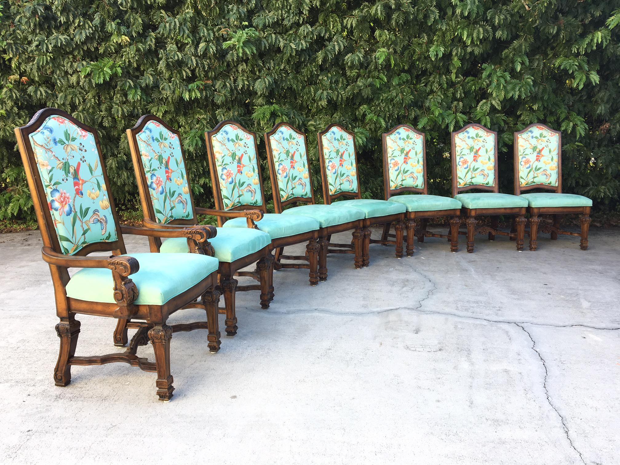 Set of eight dining chairs in Louis XIV style recently upholstered in a tropical Asian chinoiserie print. Very good vintage condition with only very minor blemishes (see photos).