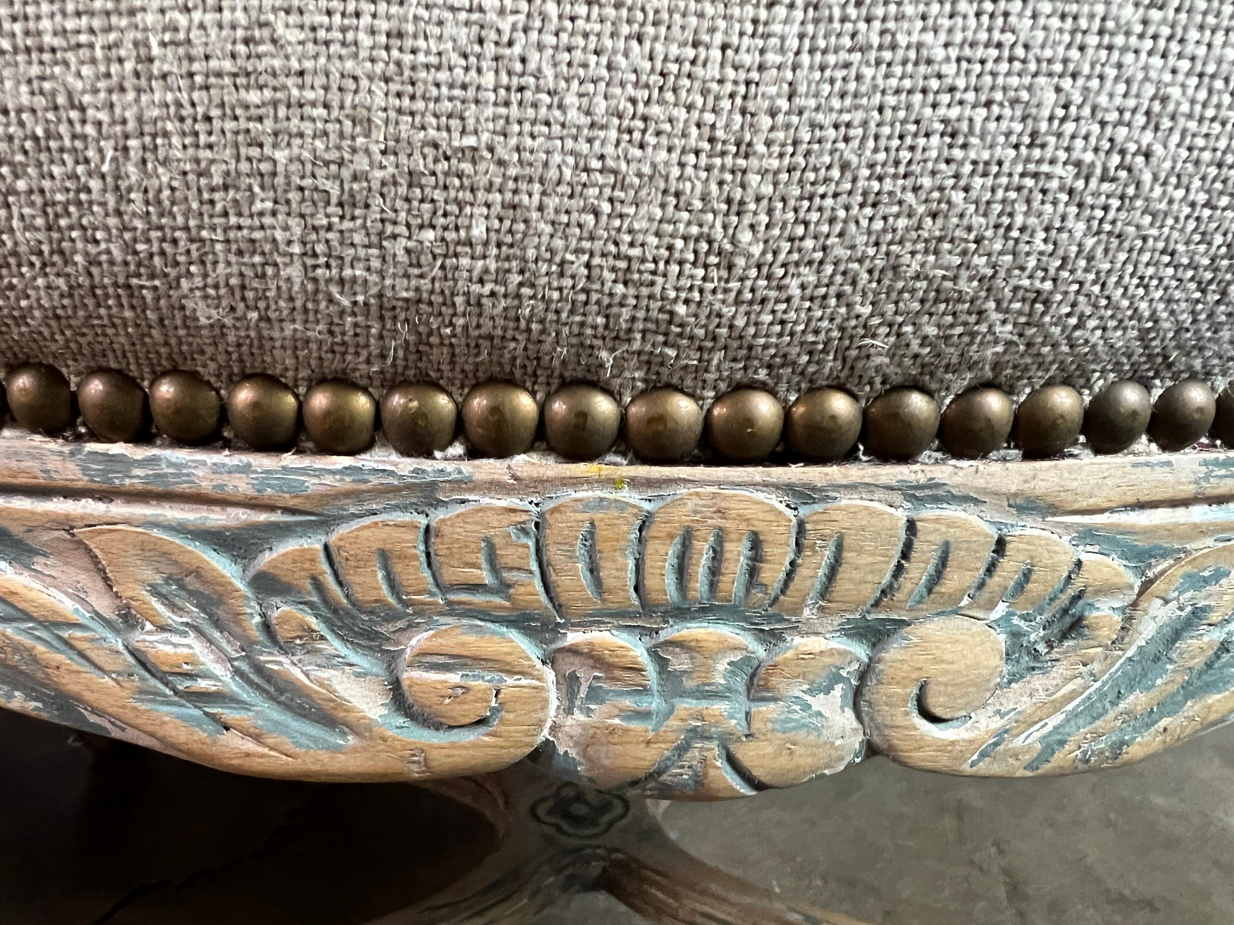 Juego de ocho sillas de comedor pintadas estilo Luis XV C. 1930 mediados del siglo XX en venta