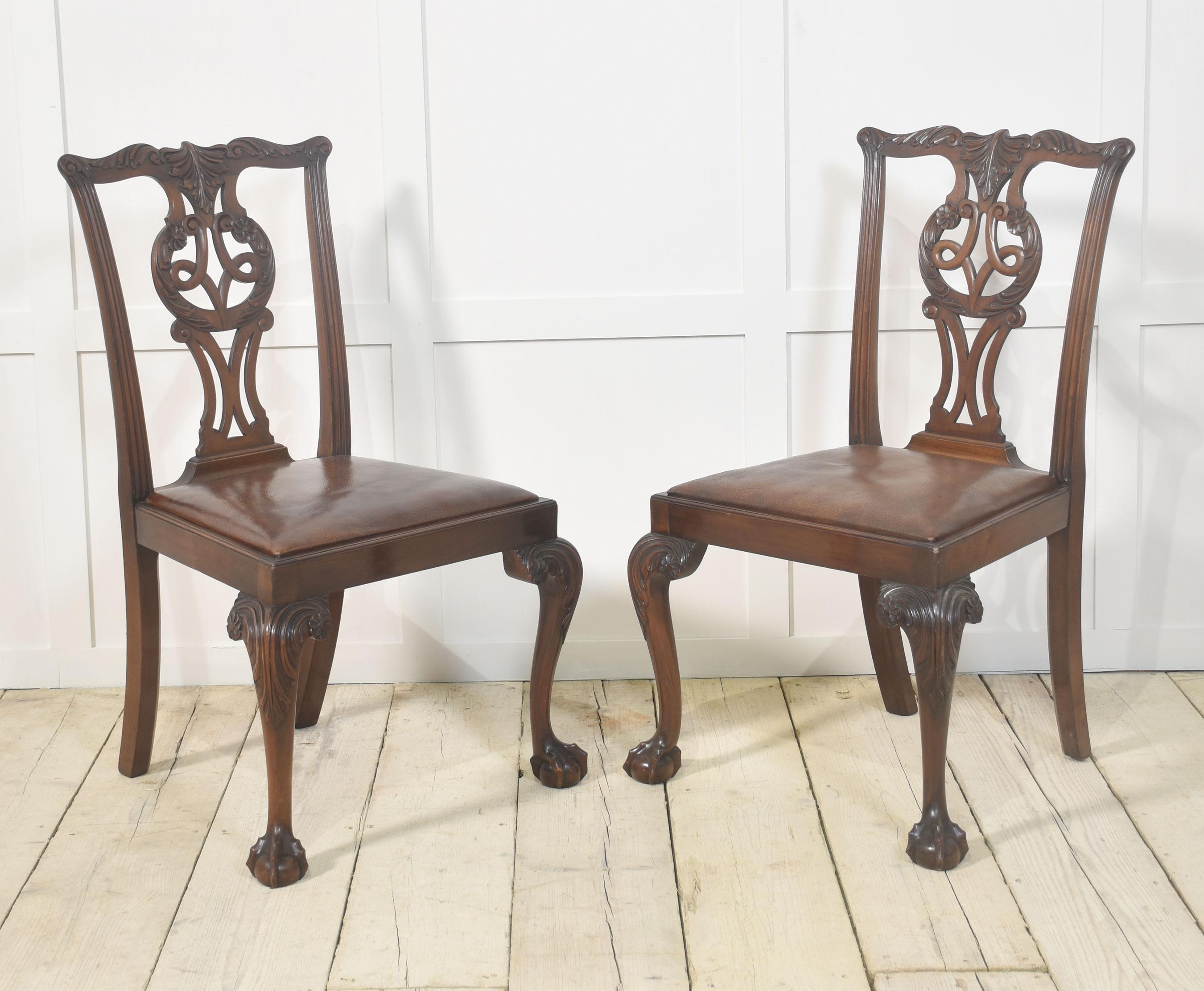 Set di otto sedie da pranzo in mogano in stile Chippendale in vendita 7