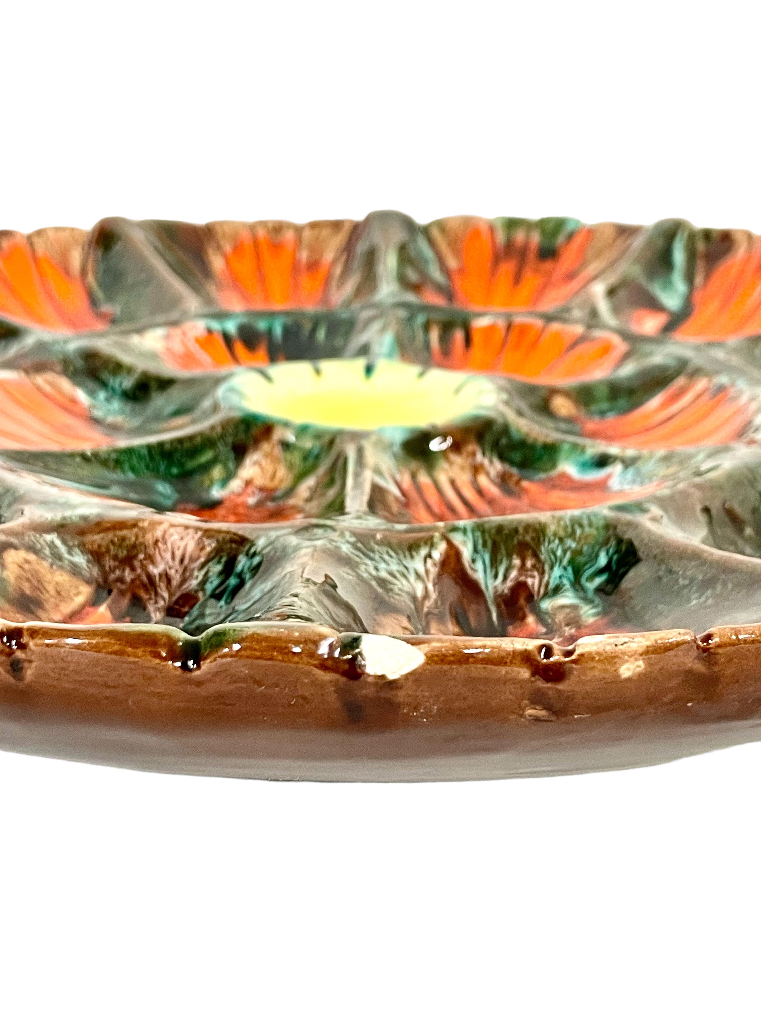  19th Century Set of Eight Majolica Oyster Plates and Serving Platter For Sale 9