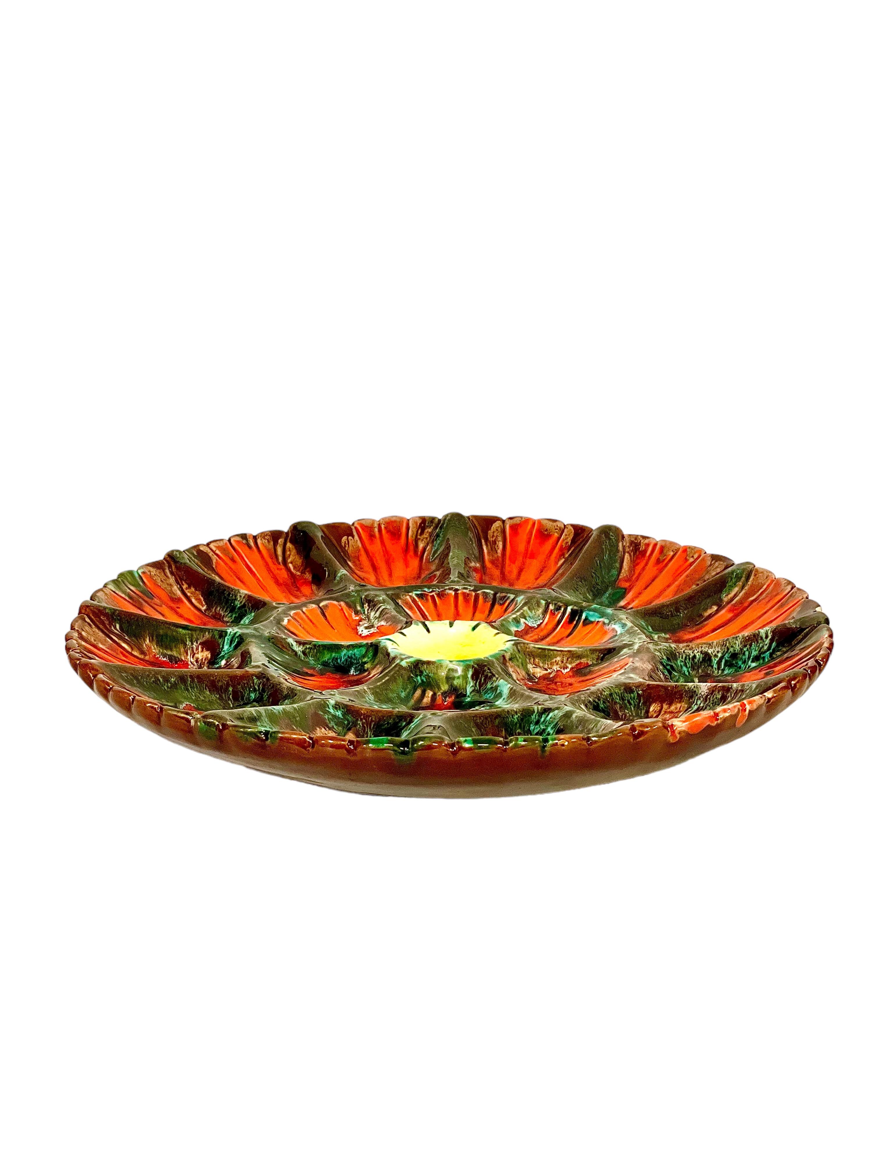  19th Century Set of Eight Majolica Oyster Plates and Serving Platter For Sale 10