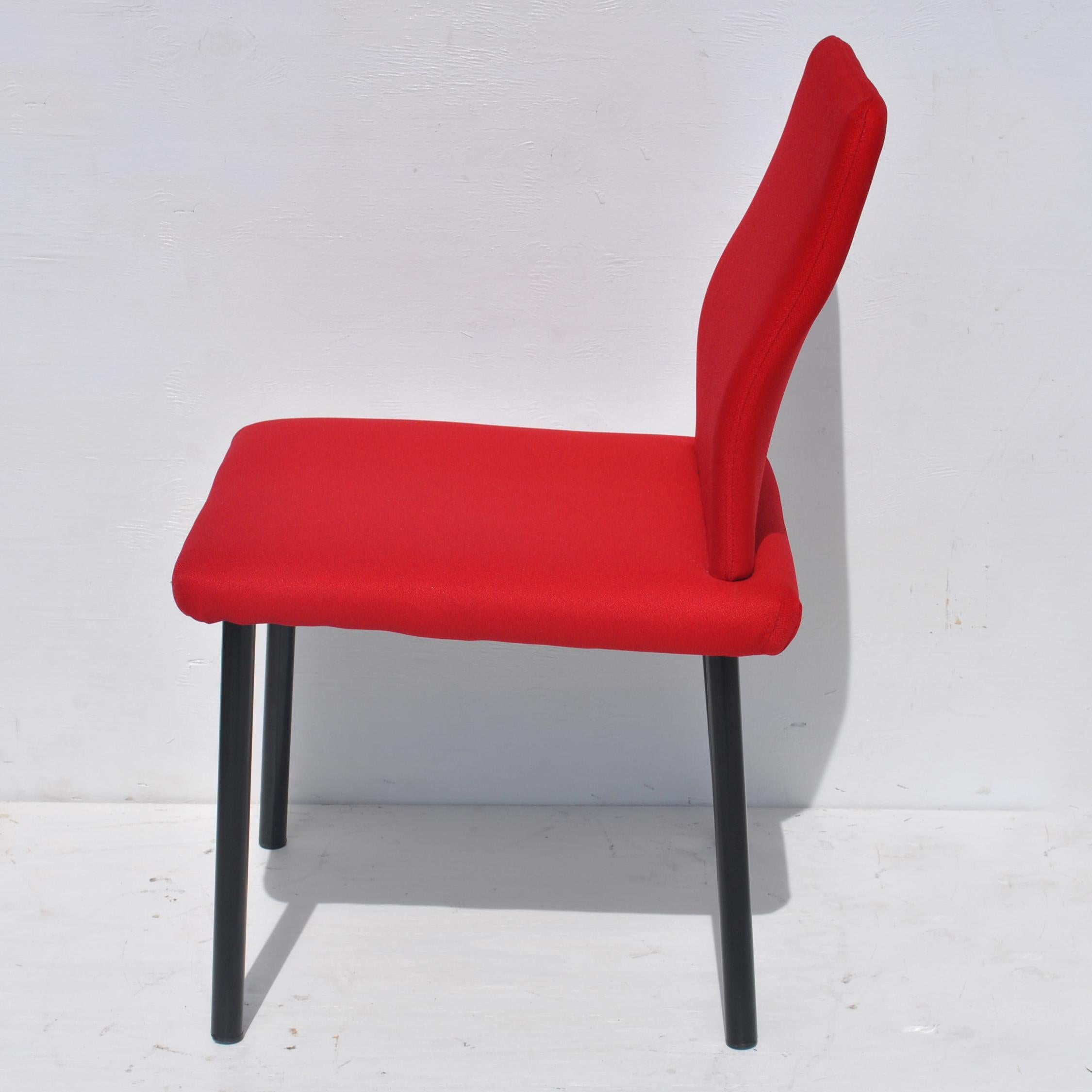 Ensemble de huit chaises de salle à manger mandarines conçues par Ettore Sottsass pour Knoll  en vente 2