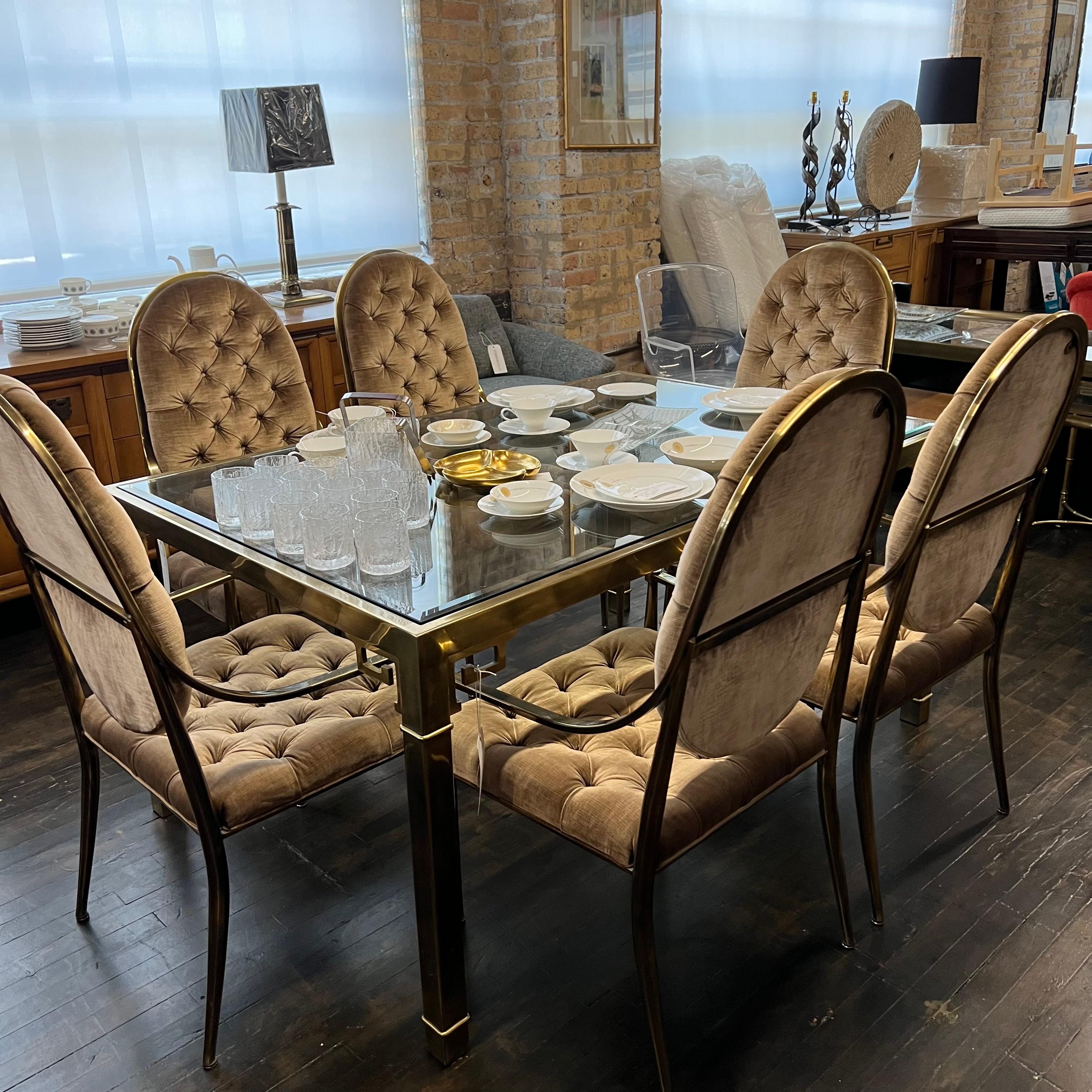 Ensemble de huit chaises de salle à manger Mastercraft en laiton du milieu du siècle avec tapisserie touffetée en vente 7