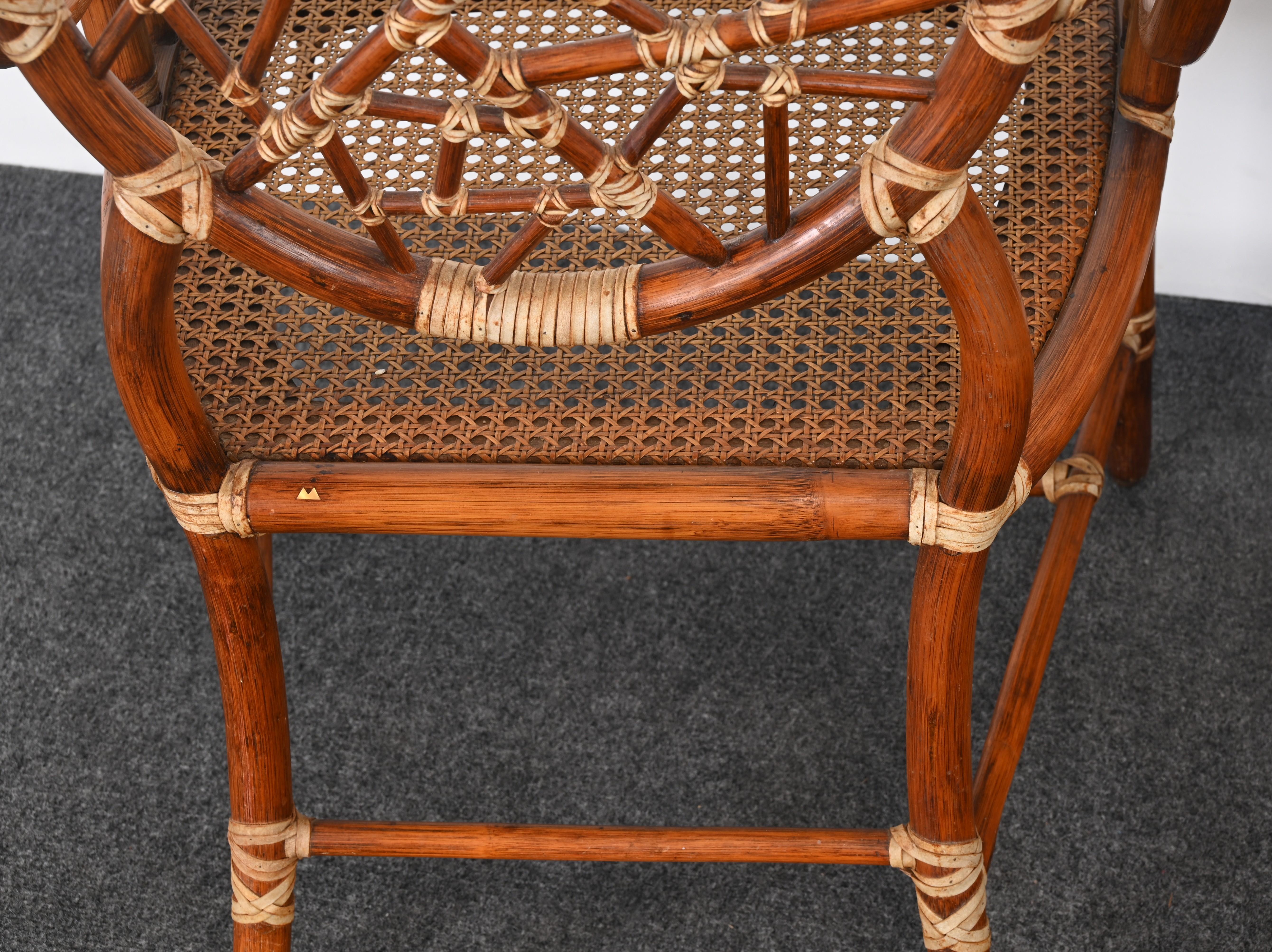 Set di otto sedie da pranzo in rattan 
