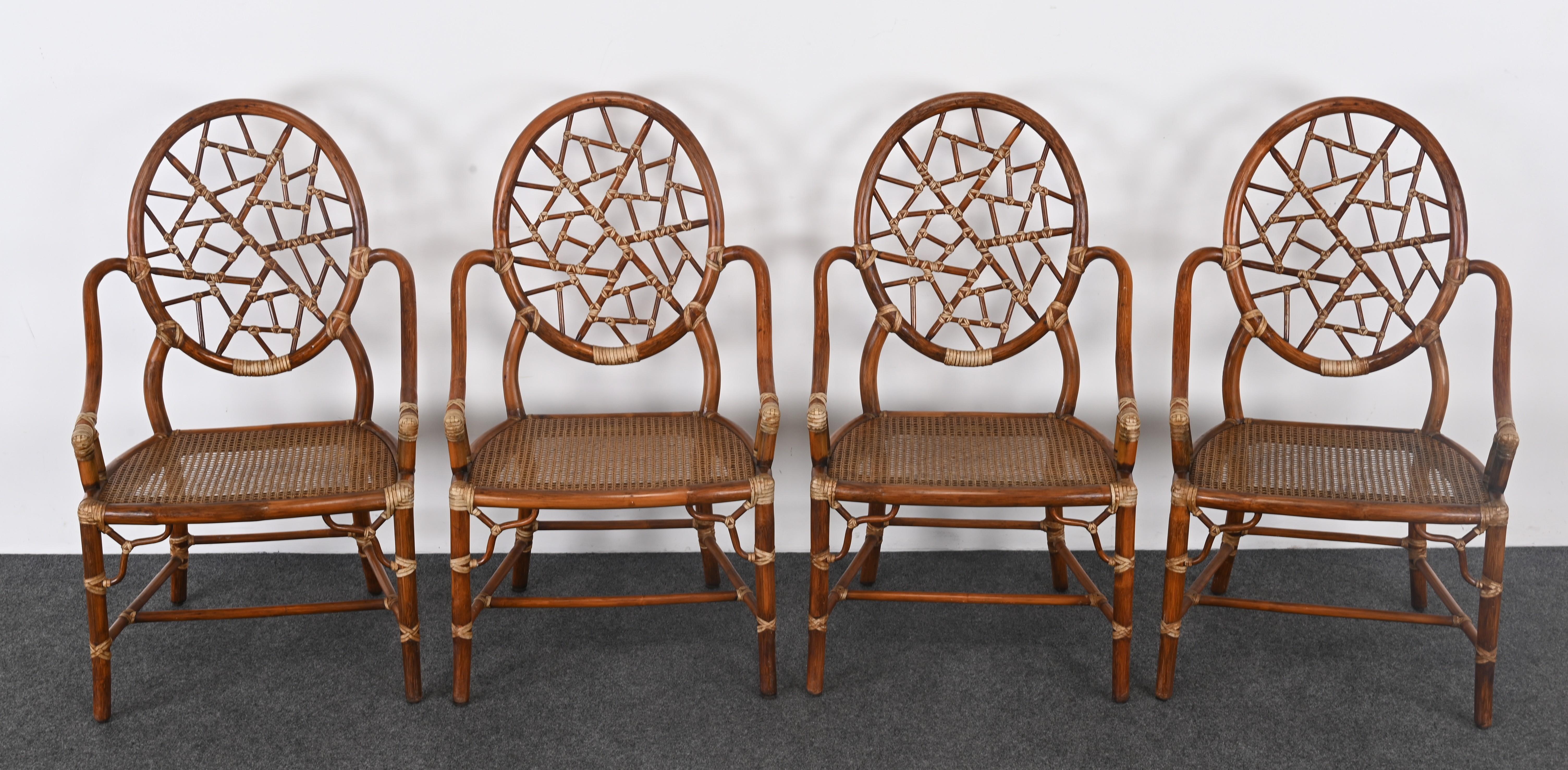 Set di otto sedie da pranzo in rattan 