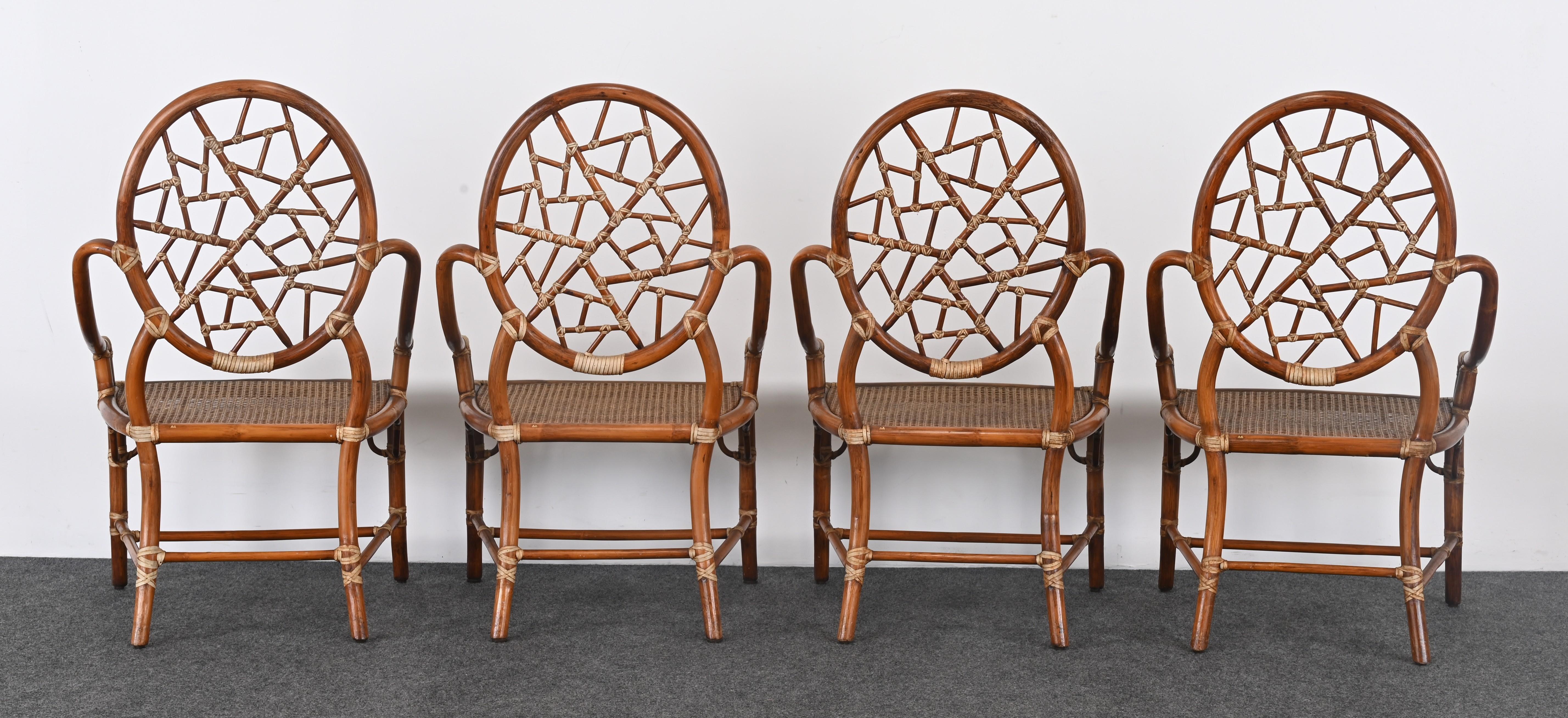 Set di otto sedie da pranzo in rattan 