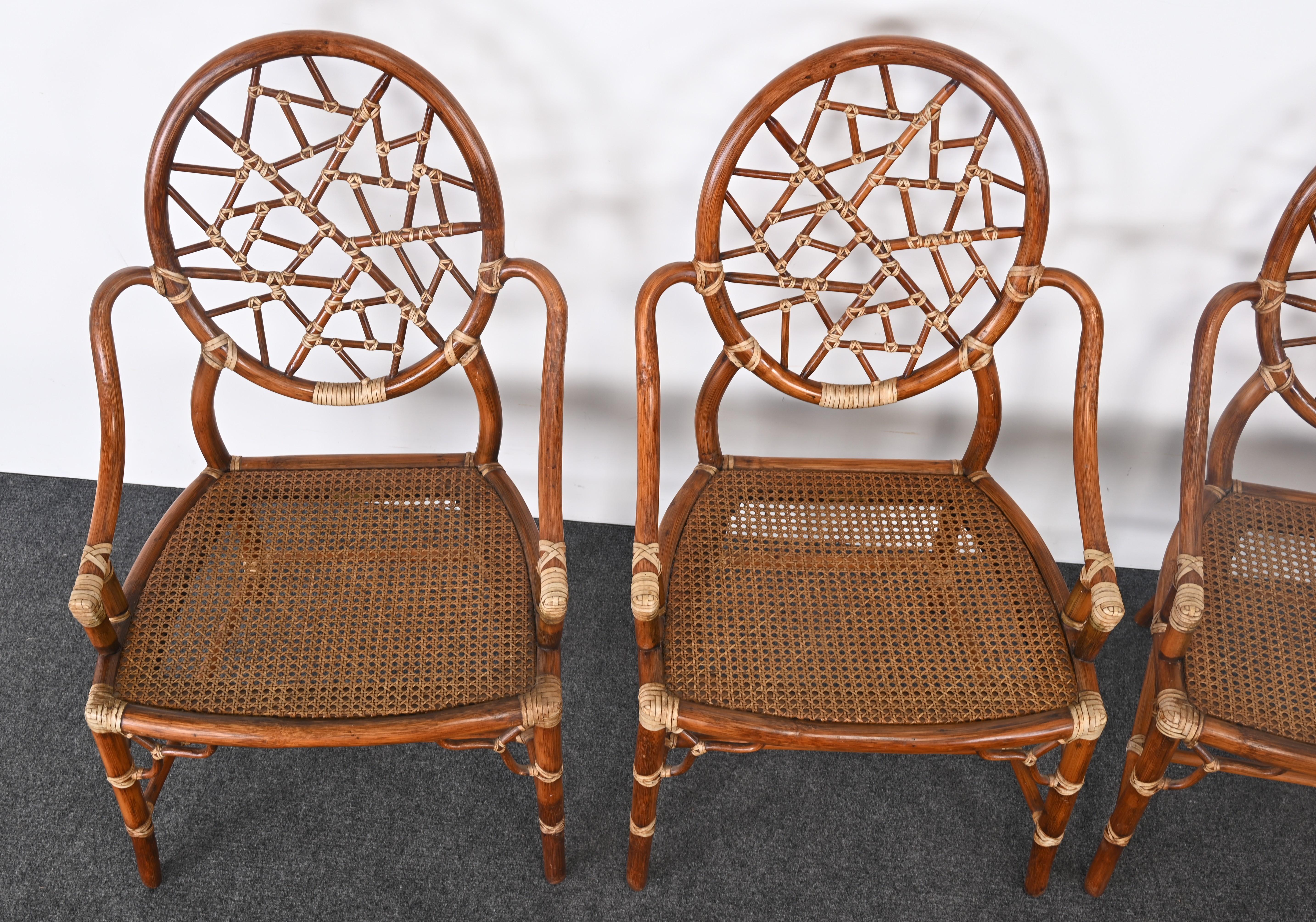 XX secolo Set di otto sedie da pranzo in rattan 
