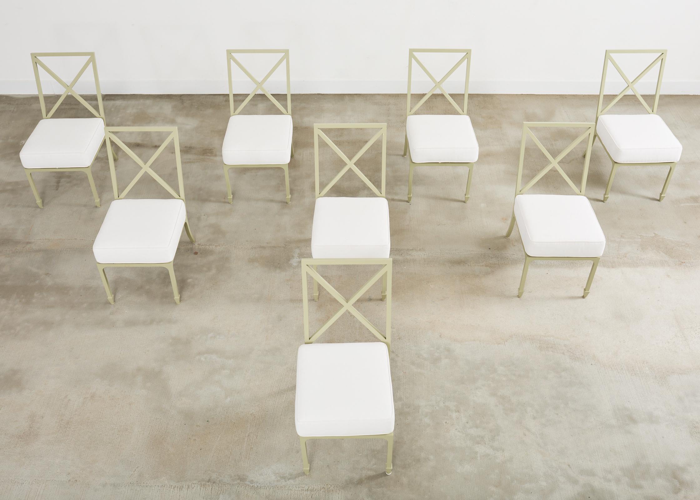Conjunto de ocho sillas de comedor de jardín McKinnon and Harris Estadounidense en venta