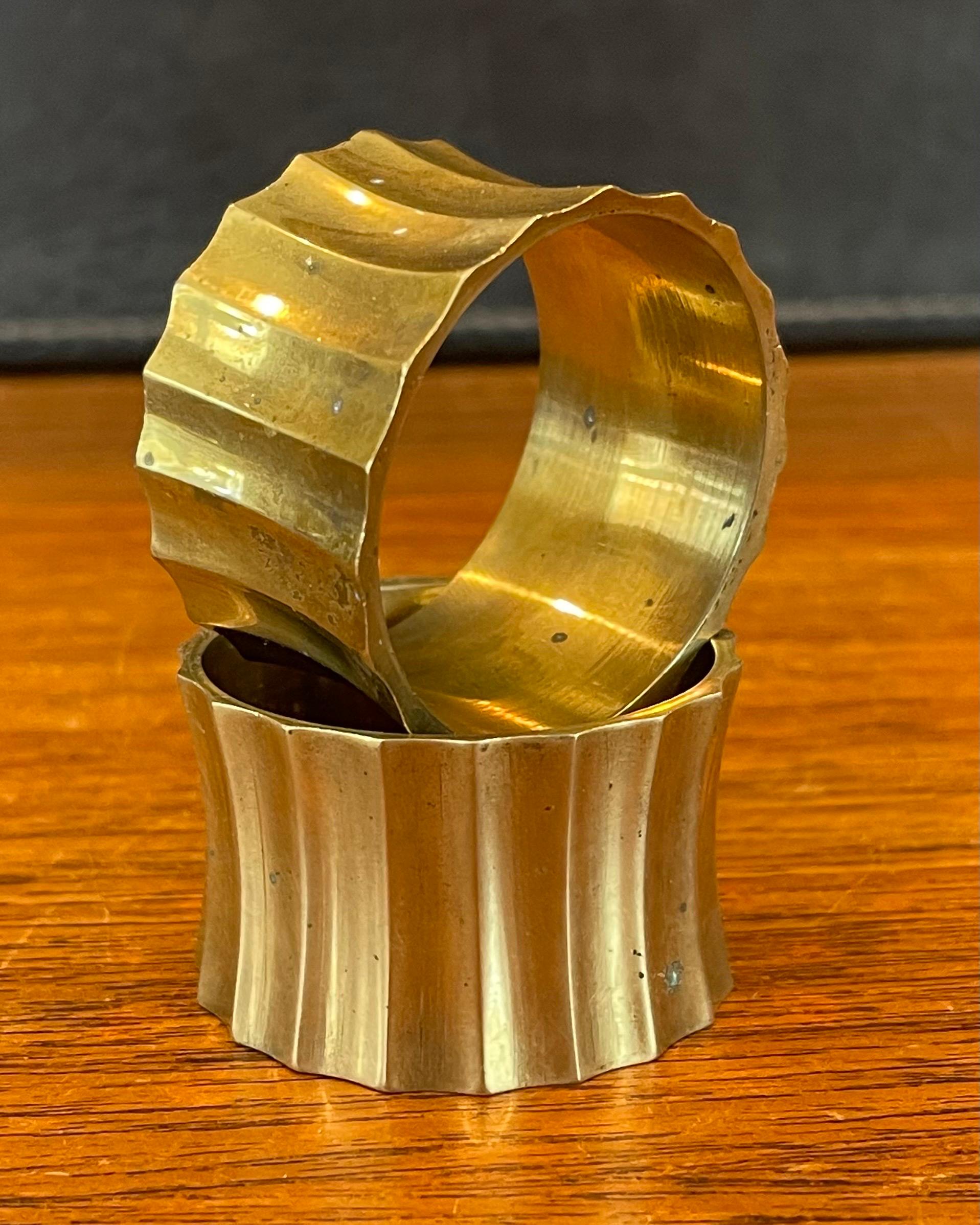 Set of Eight MCM Brass Napkin Rings For Sale 5