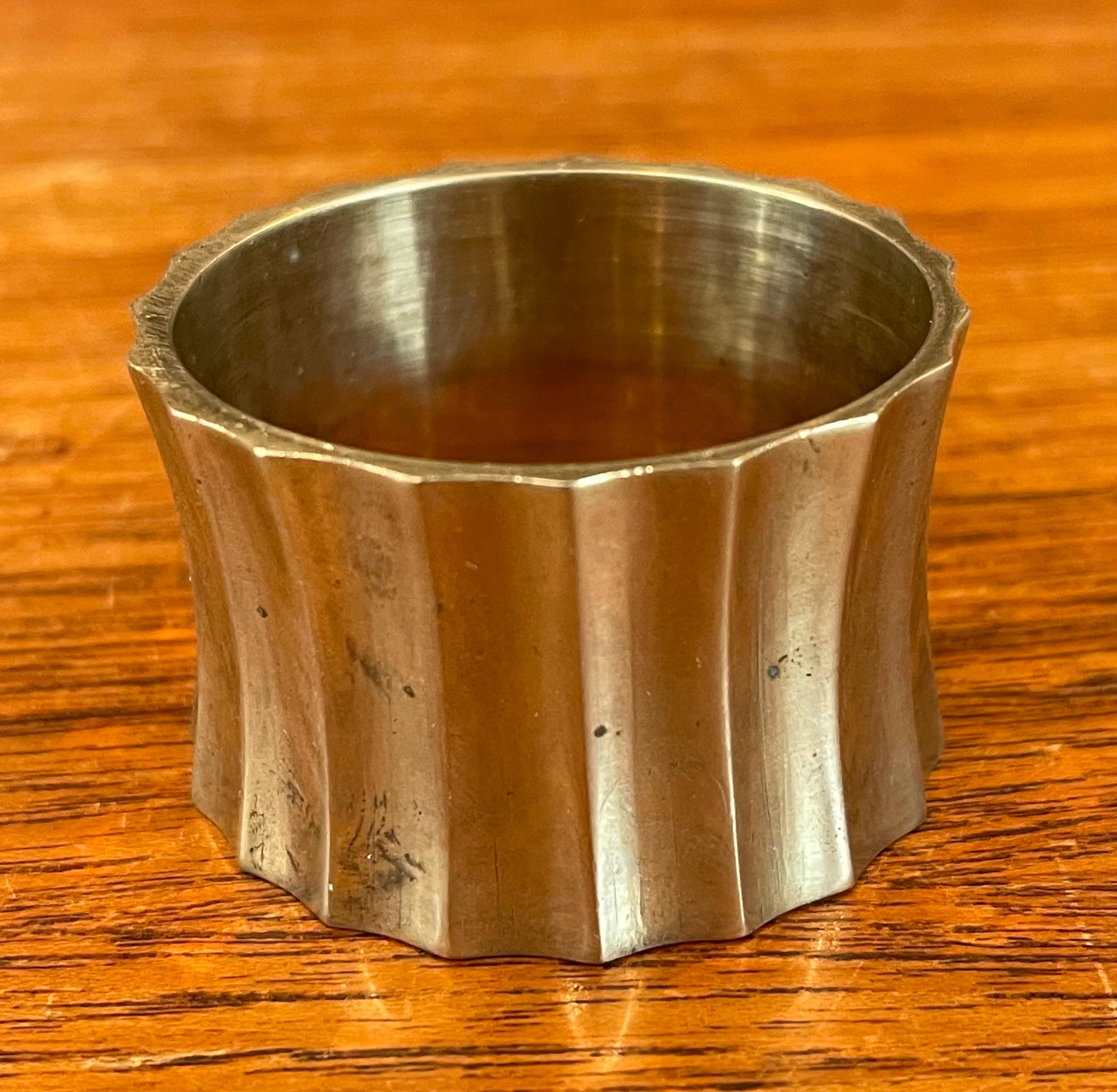 Set of Eight MCM Brass Napkin Rings For Sale 6