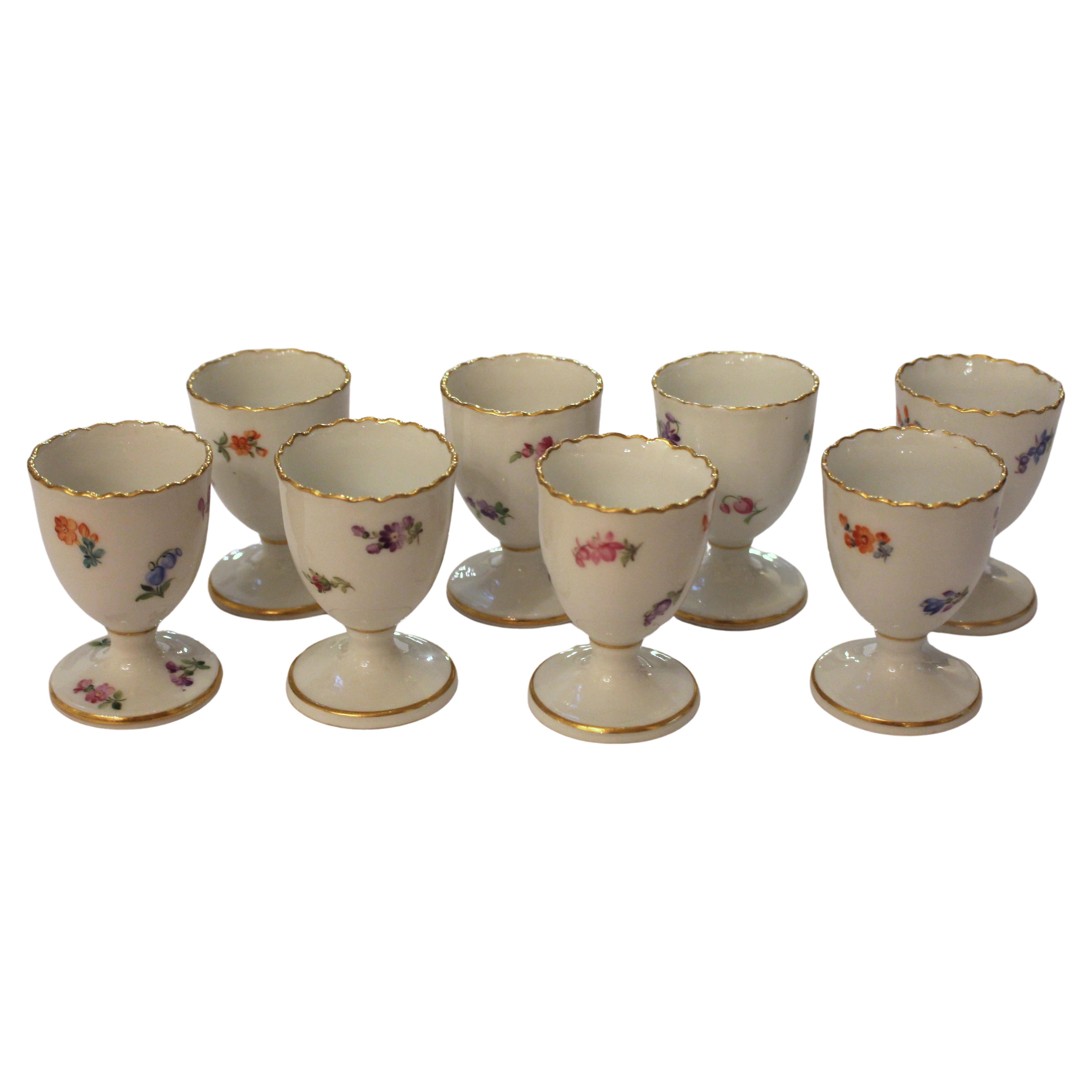 Juego de ocho hueveras Meissen en venta