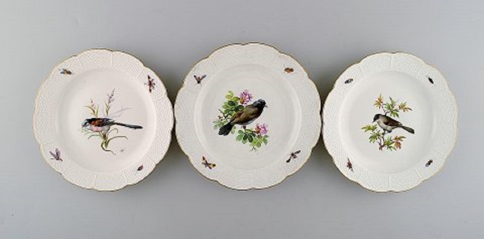 Set of eight Meissen plates. Hand painted with birds and insects, early 20th century.
In very good condition.
Measures: 21 cm.
Stamped.








  
