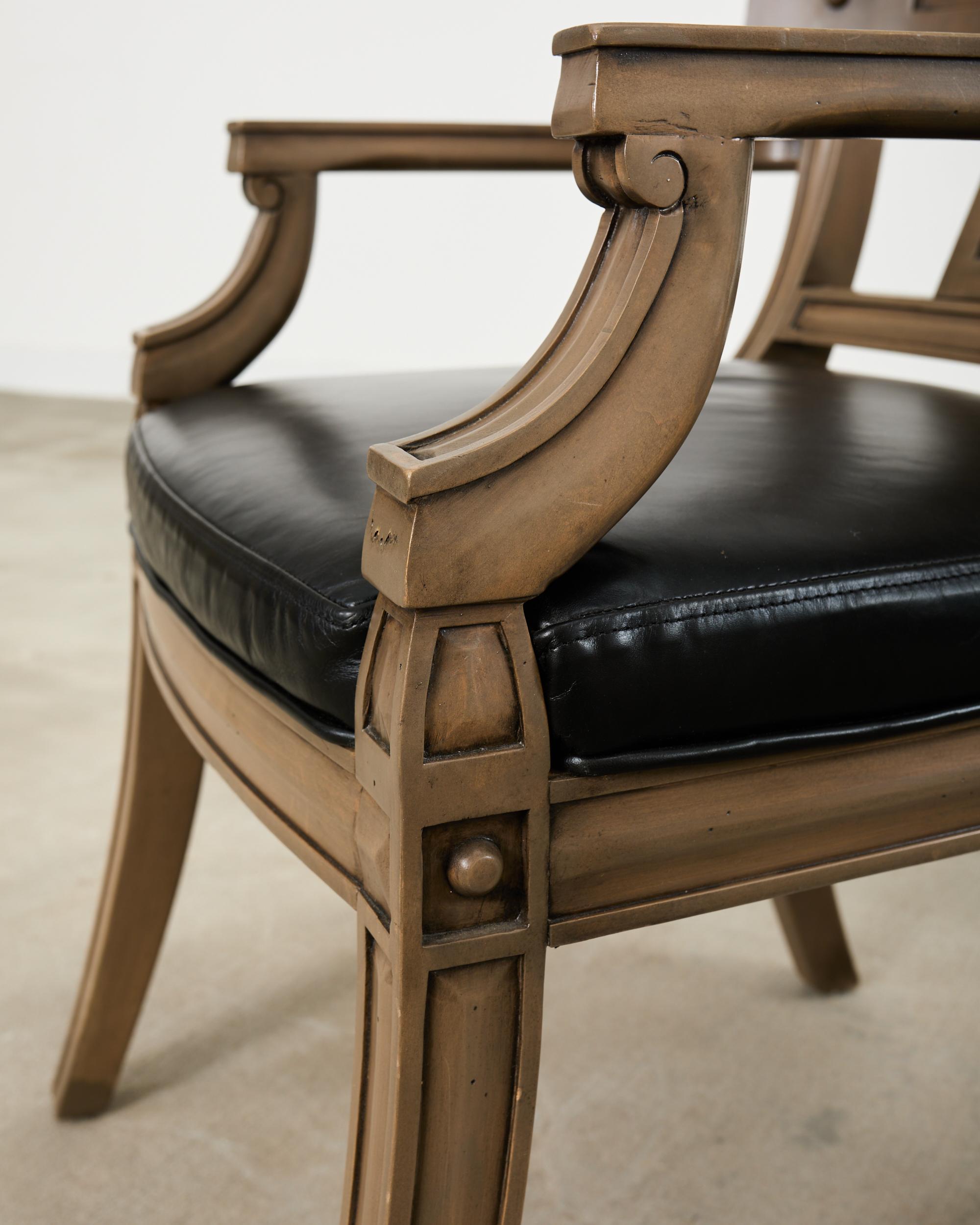 Satz von acht Michael Taylor Style Klismos Dining Armchairs im Angebot 3