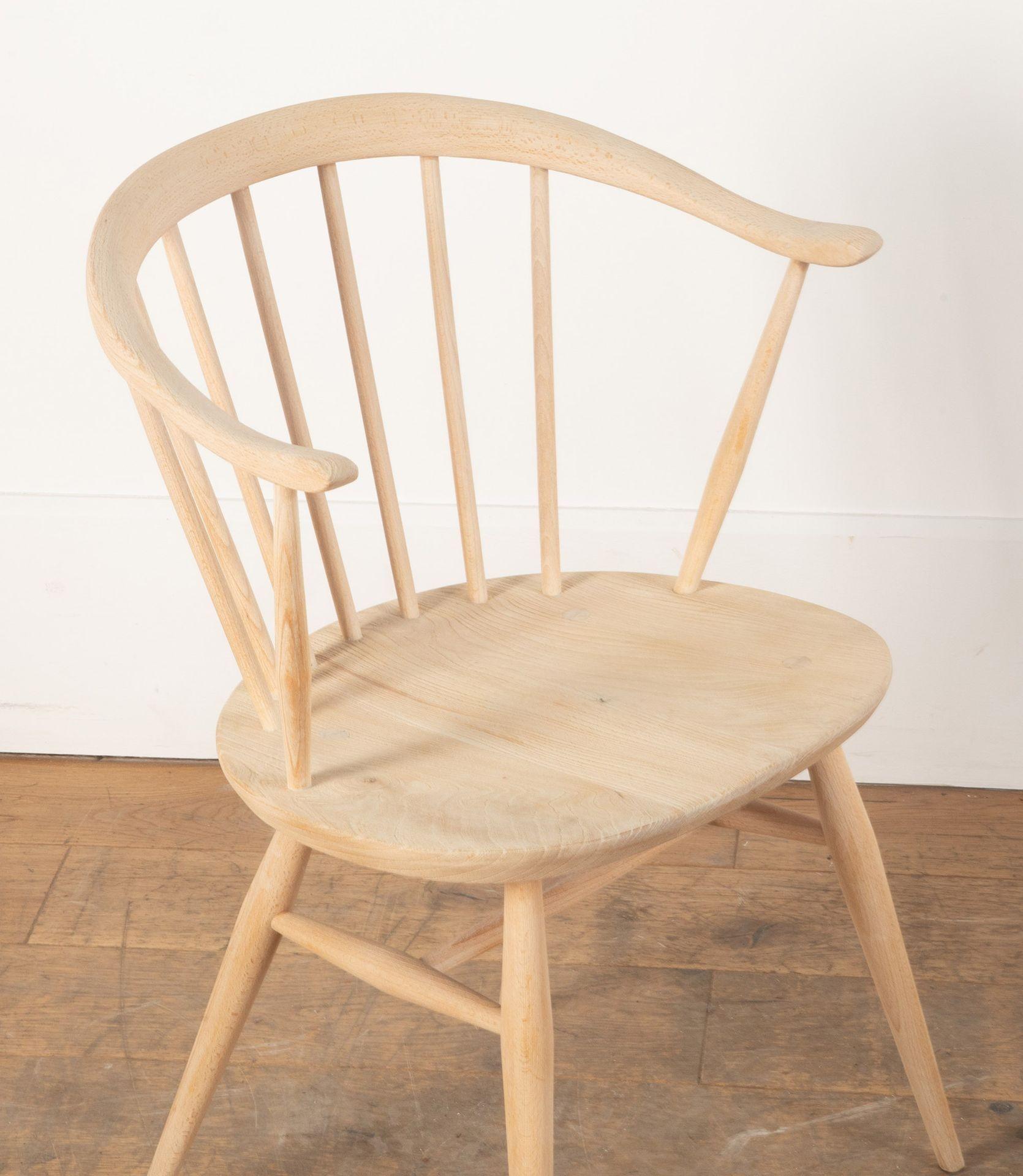 Ensemble de huit chaises 'Cowhorn' Ercol blanchies du milieu du siècle dernier en vente 2