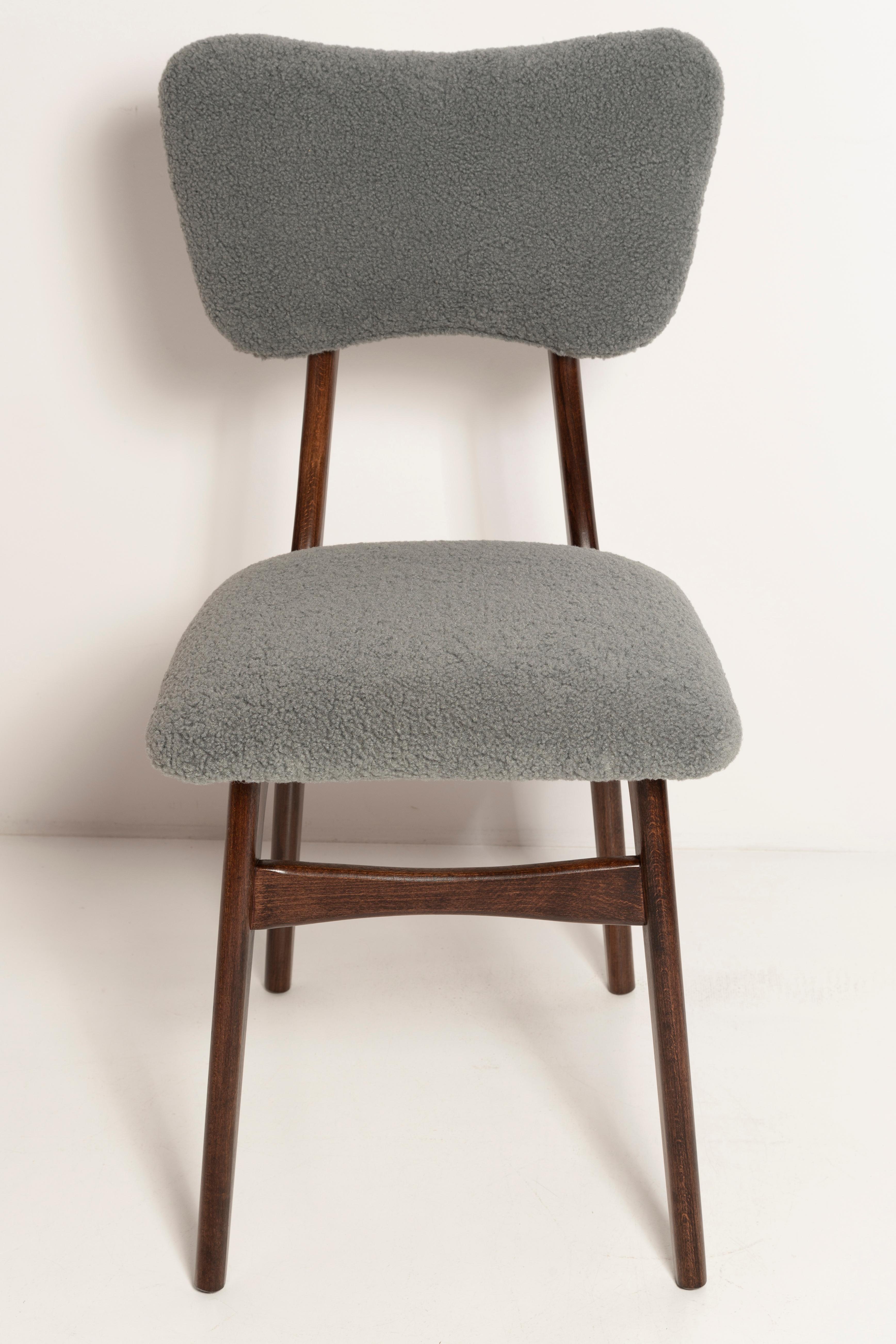 Beech Set of Eight Mid Century Butterfly Dining Chairs, Gray Boucle, Europe, 1960s For Sale