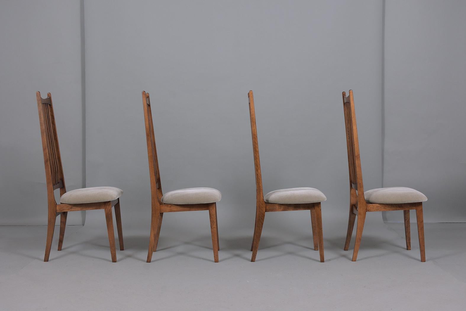 Vintage Set of Eight Mid-Century Dining Chairs 4