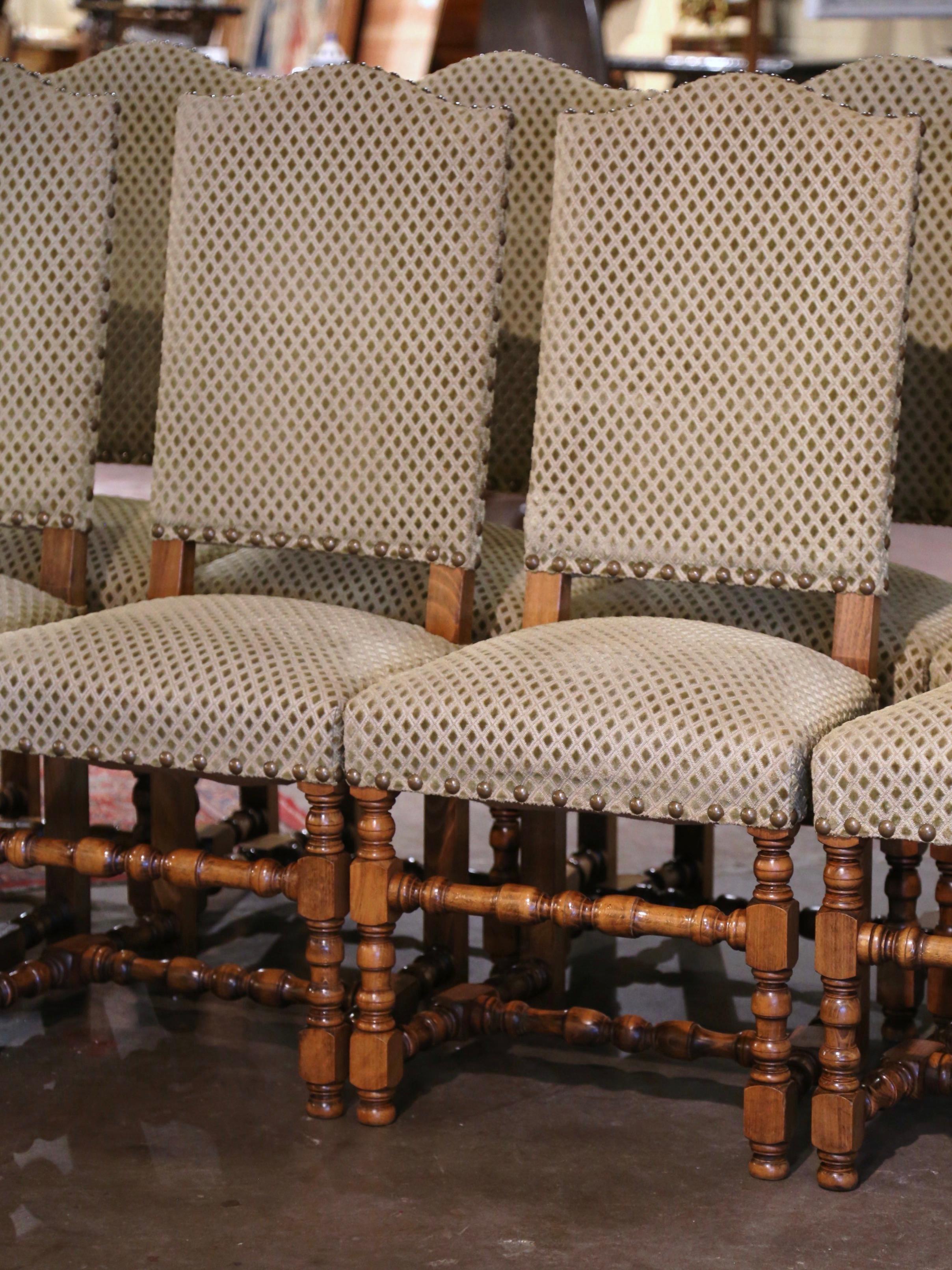 Hand-Carved Set of Eight Midcentury French Louis XIII Carved Oak Turned Legs Side Chairs