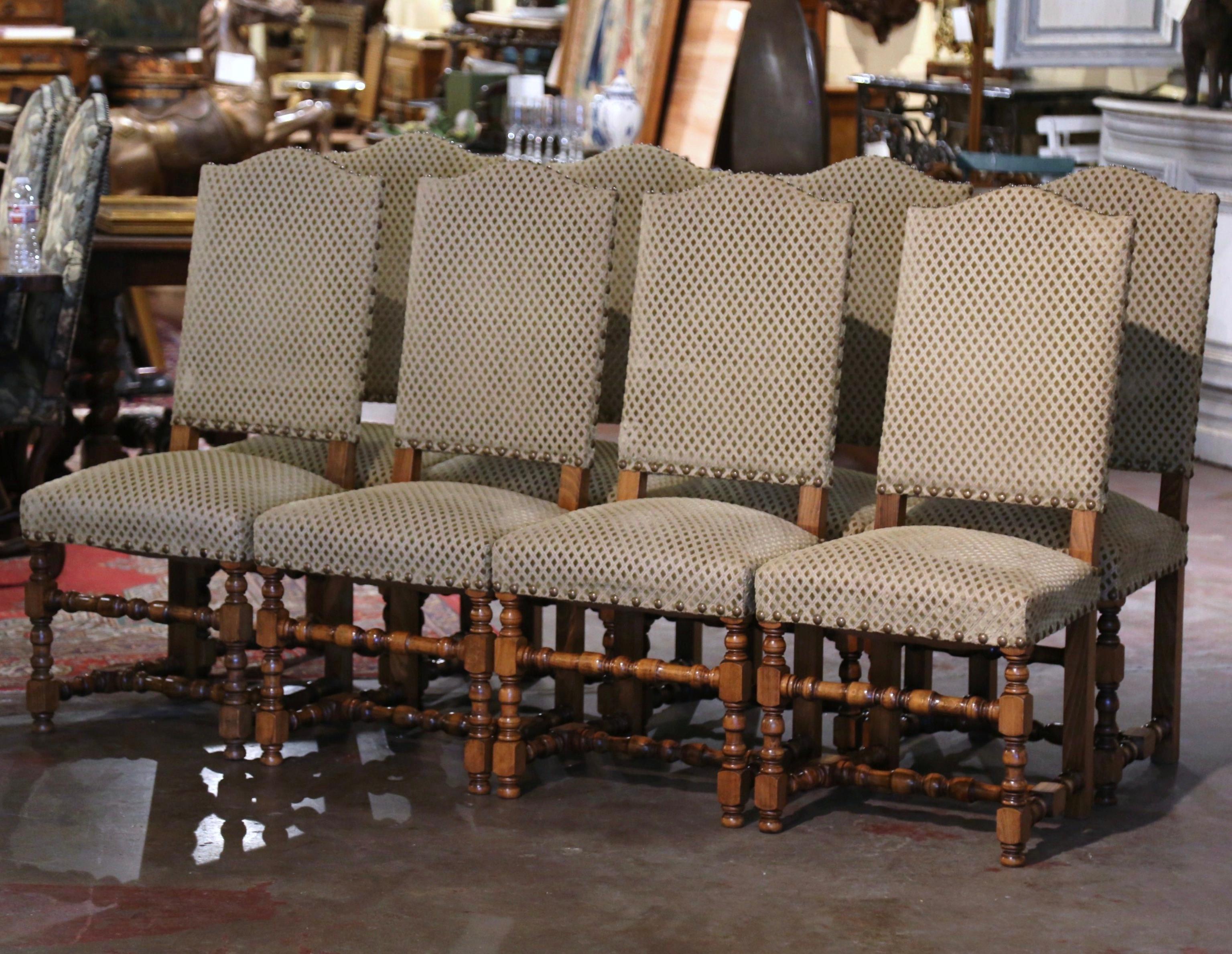 20th Century Set of Eight Midcentury French Louis XIII Carved Oak Turned Legs Side Chairs