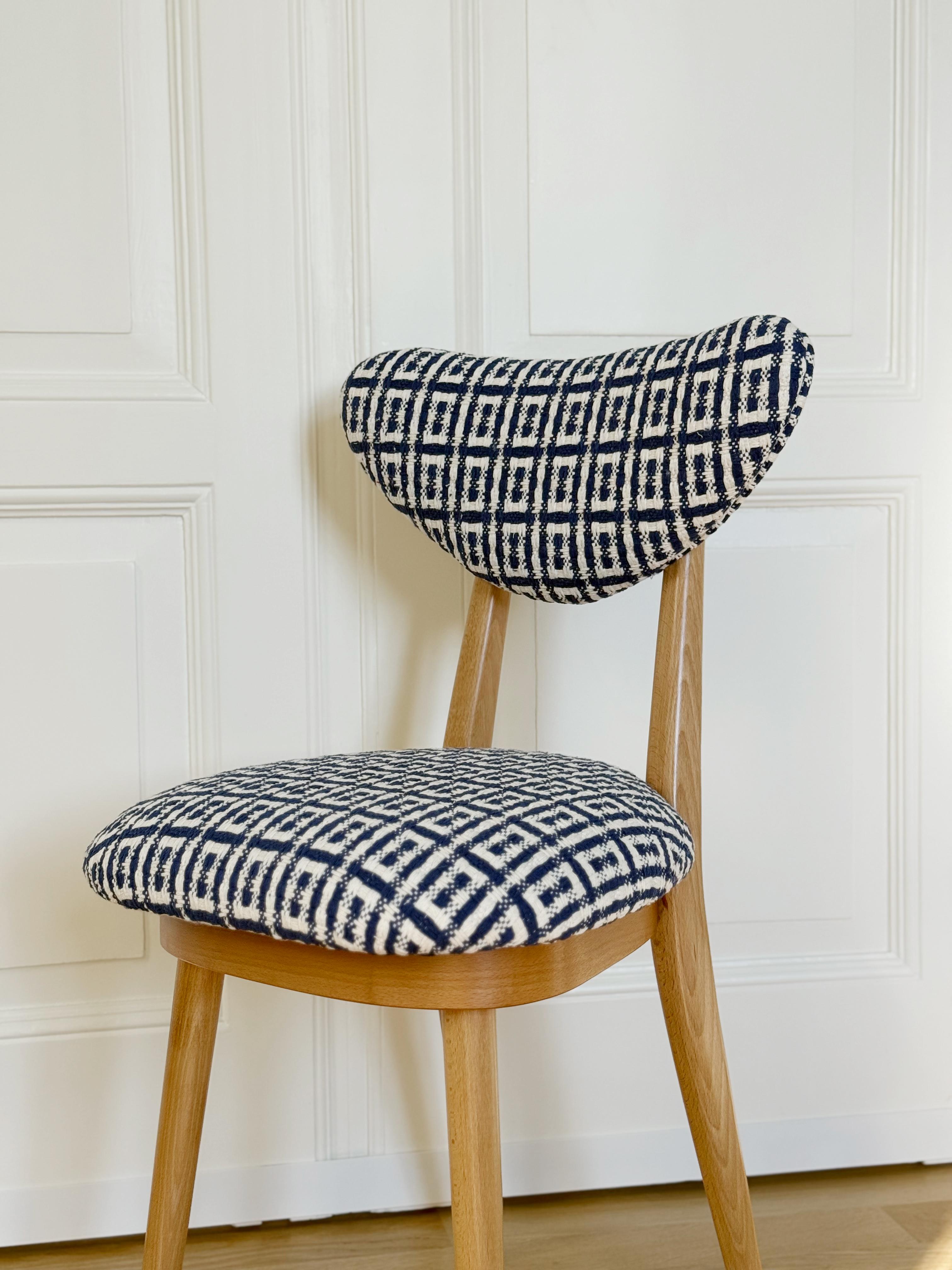 Set di otto sedie a cuore di metà secolo in Hsh Jacquard di Dedar, Europa, anni '60 in vendita 2