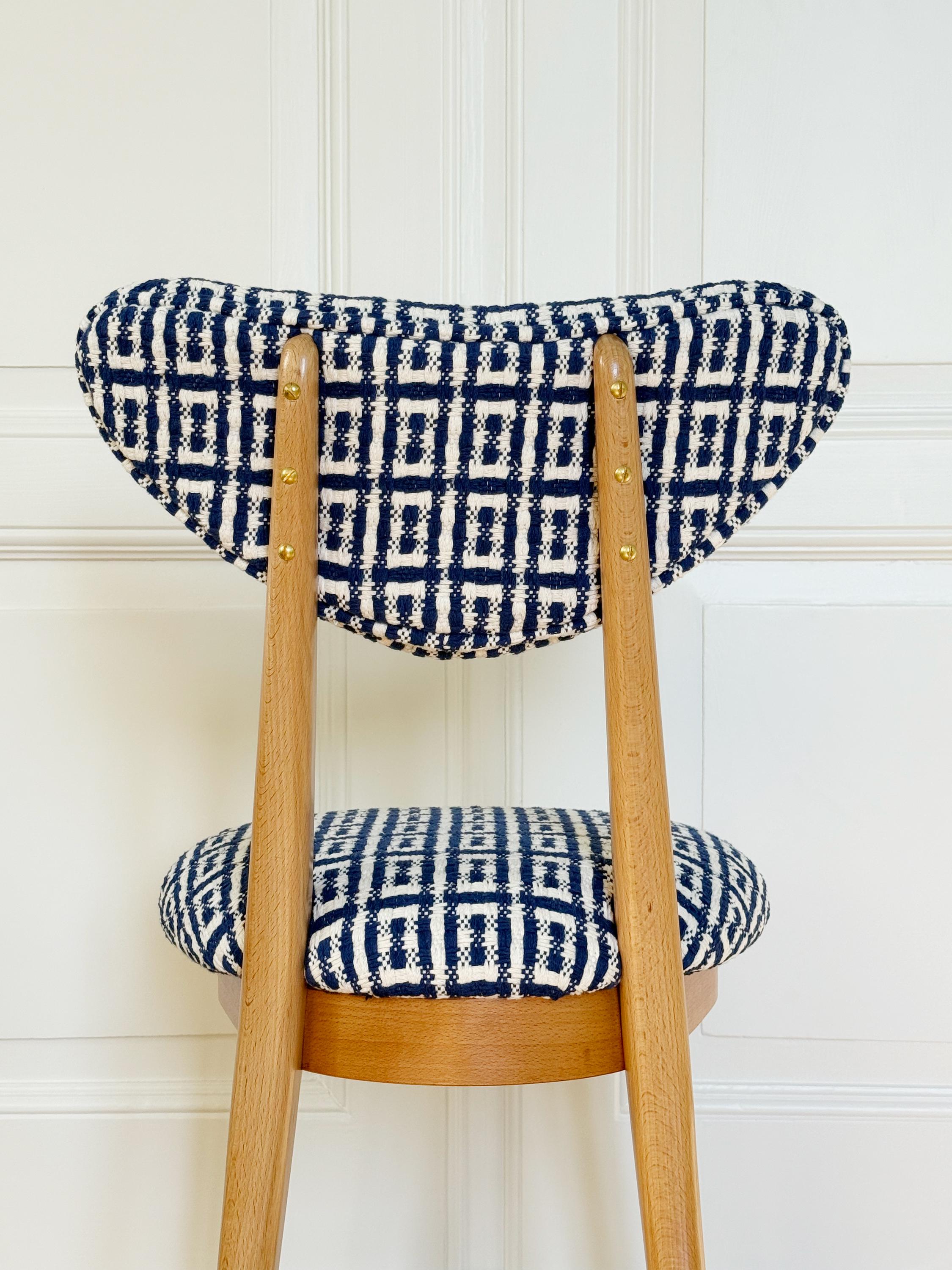 Set di otto sedie a cuore di metà secolo in Hsh Jacquard di Dedar, Europa, anni '60 in vendita 8