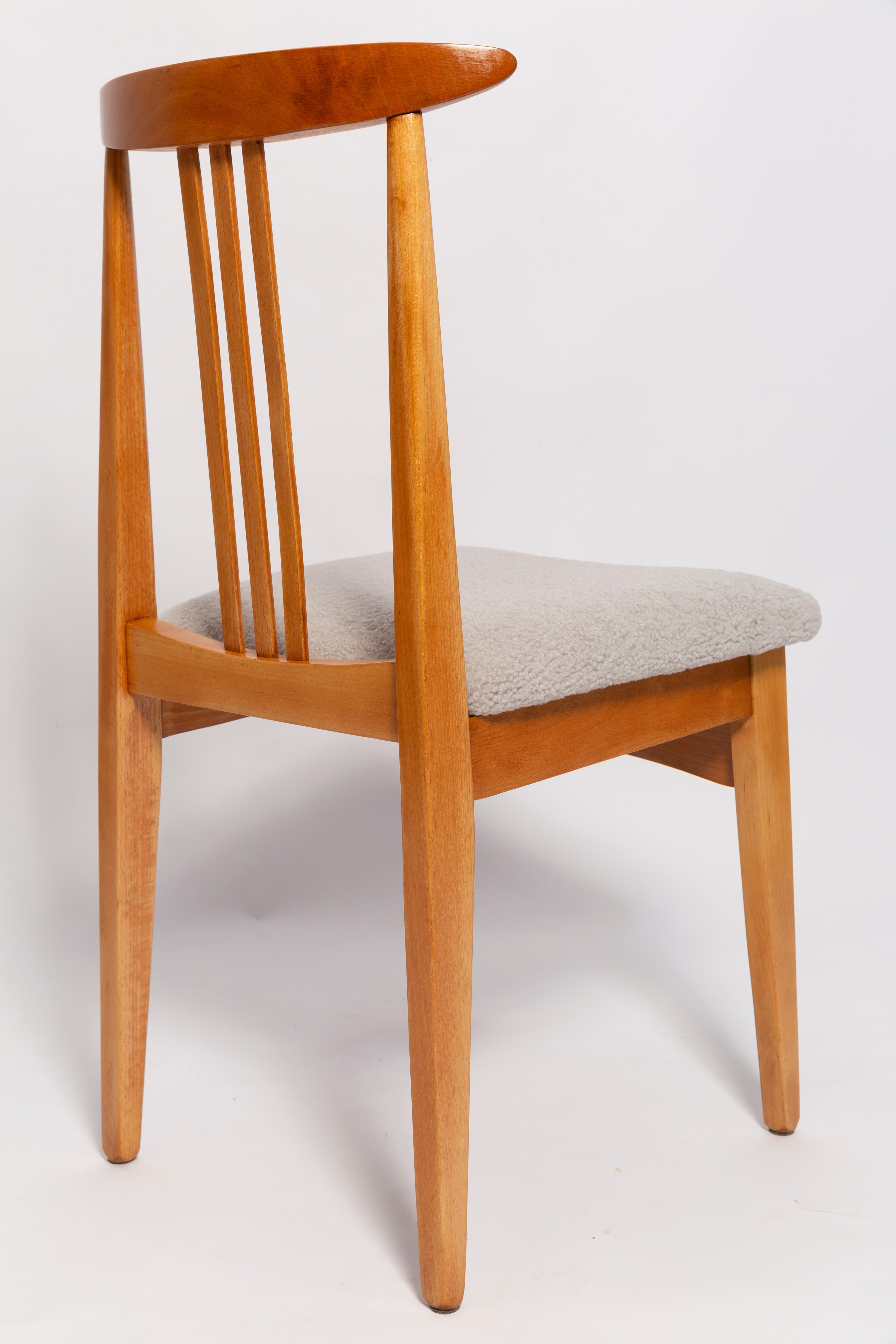 Woodwork Set of Eight Mid-Century Linen Boucle Chairs, by M. Zielinski, Europe, 1960s For Sale
