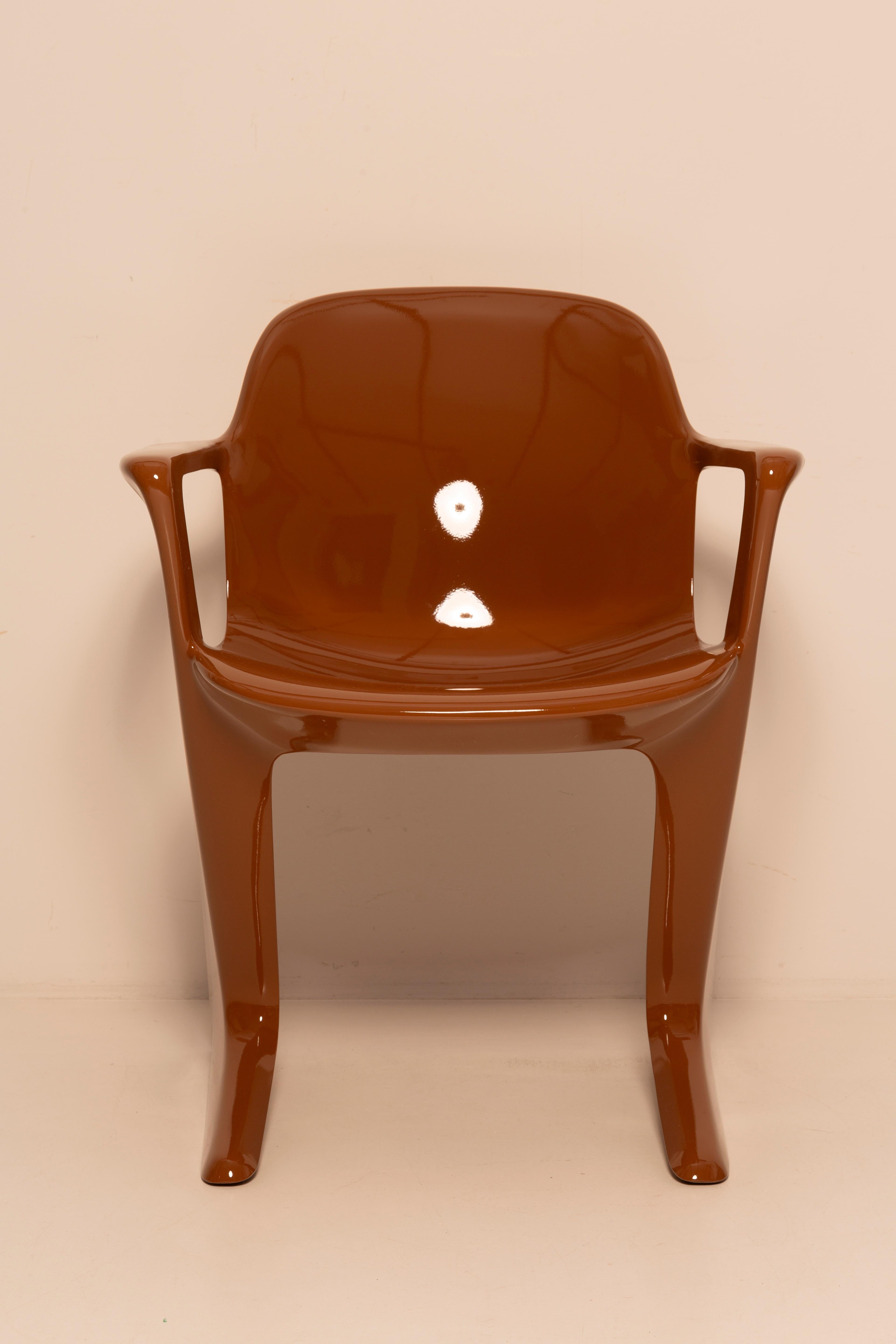 Ensemble de huit chaises Kangourou du milieu du siècle Mocha Pantone, Ernst Moeckl, Allemagne en vente 5
