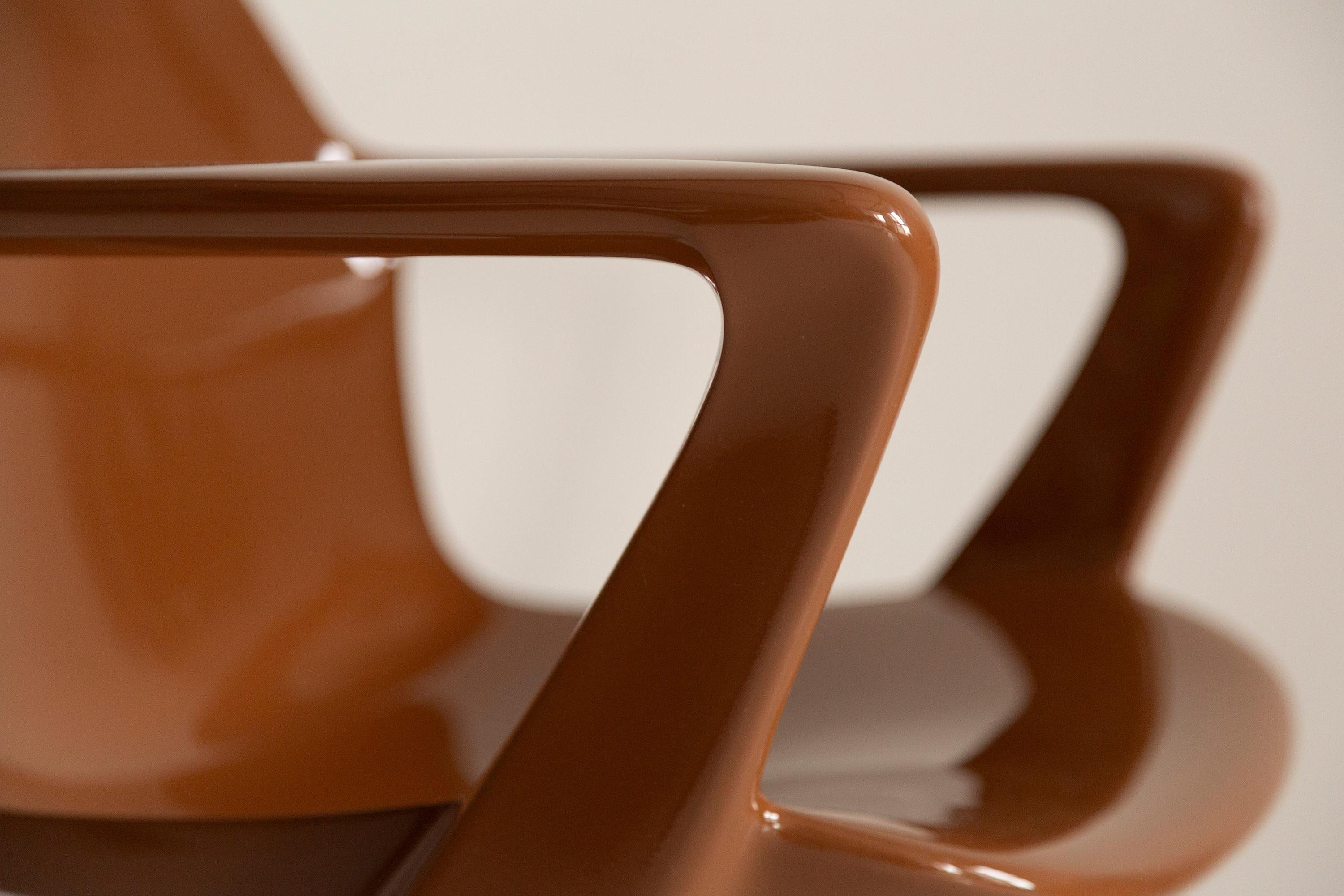 Ensemble de huit chaises Kangourou du milieu du siècle Mocha Pantone, Ernst Moeckl, Allemagne Excellent état - En vente à 05-080 Hornowek, PL