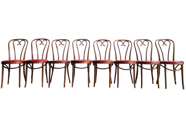 Mid-20th Century Set of Eight Mid-Century Modern Bentwood Thonet Dining Chairs or Cafe Chairs