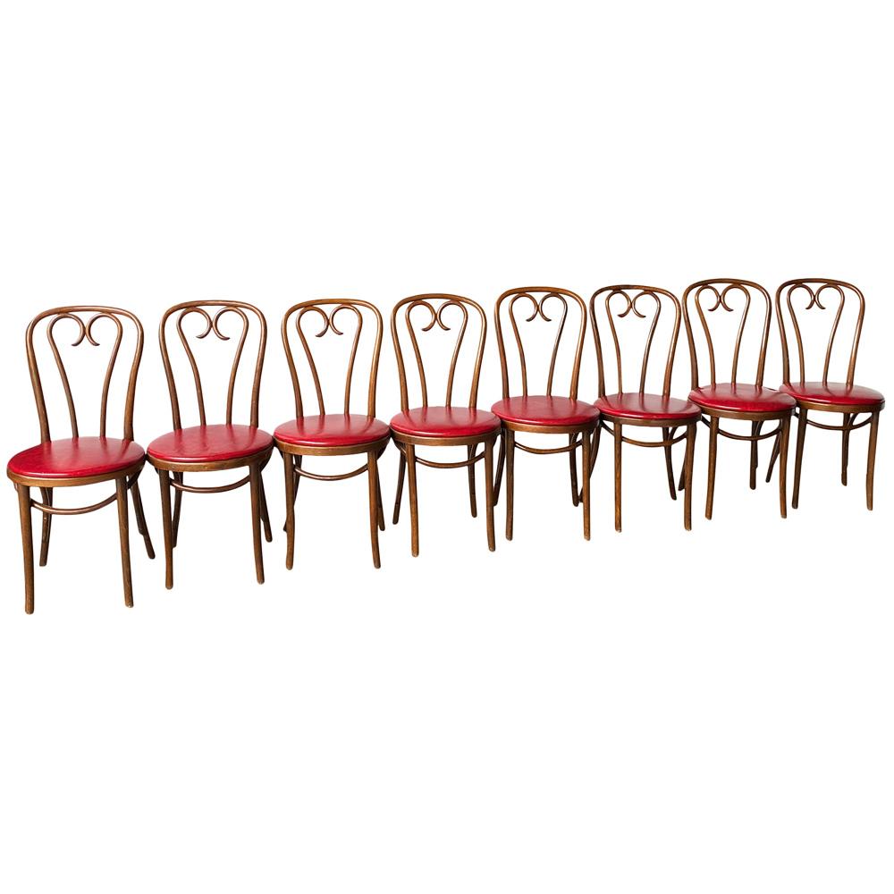 Naugahyde Set of Eight Mid-Century Modern Bentwood Thonet Dining Chairs or Cafe Chairs