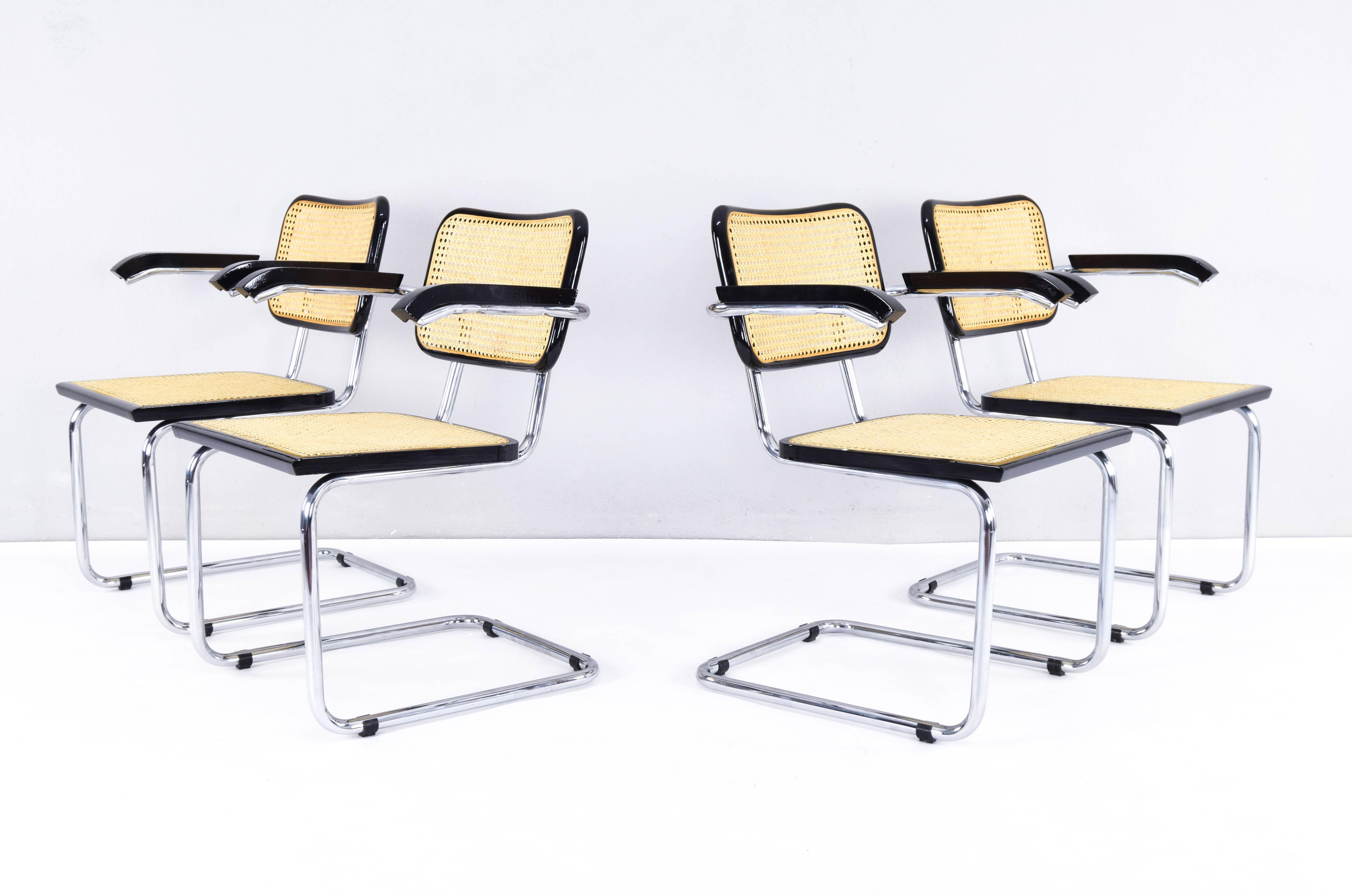Set of Eight Mid-Century Modern Marcel Breuer B64 Cesca Chairs, Italy, 1970s In Good Condition In Escalona, Toledo