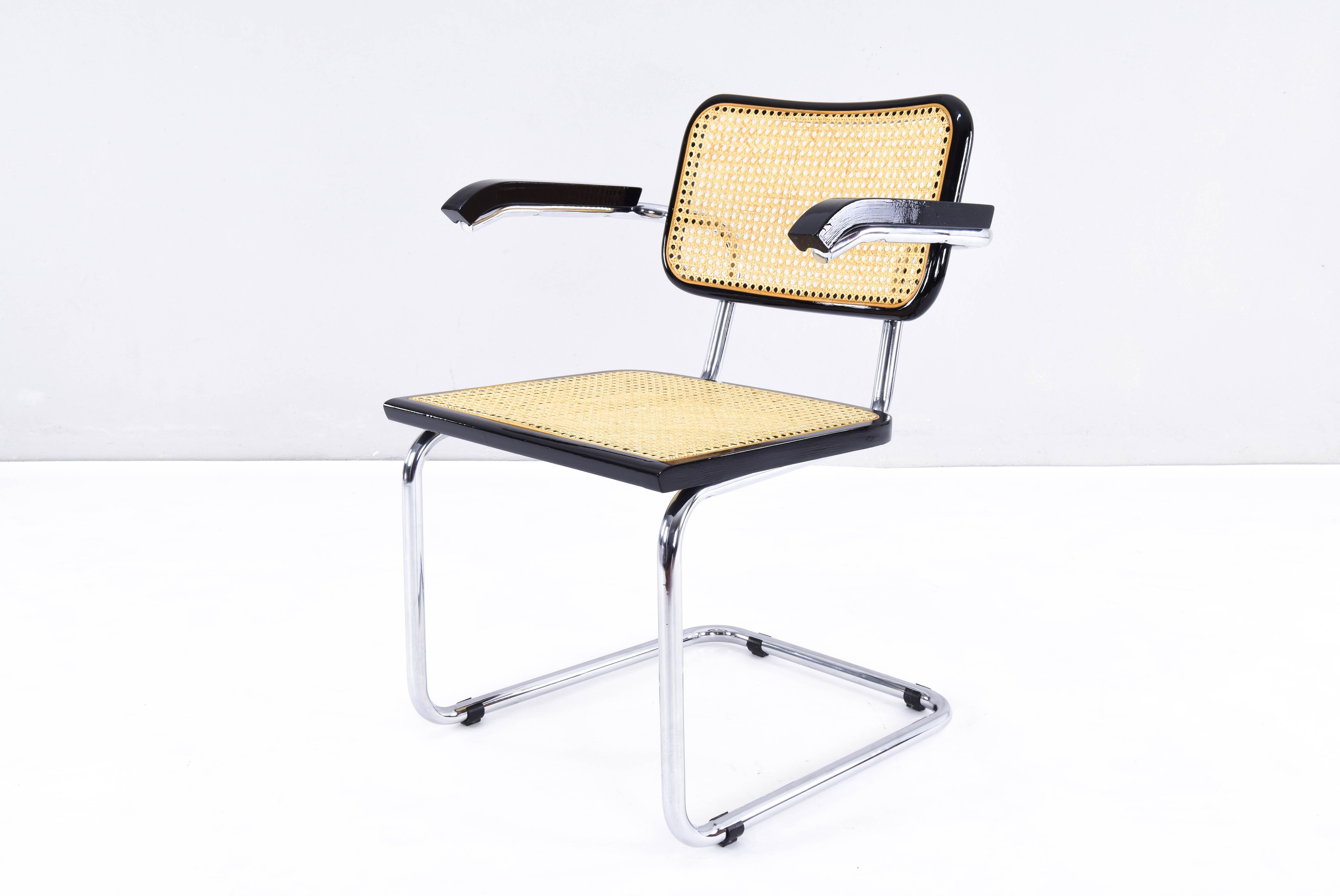 Set of Eight Mid-Century Modern Marcel Breuer B64 Cesca Chairs, Italy, 1970s 1